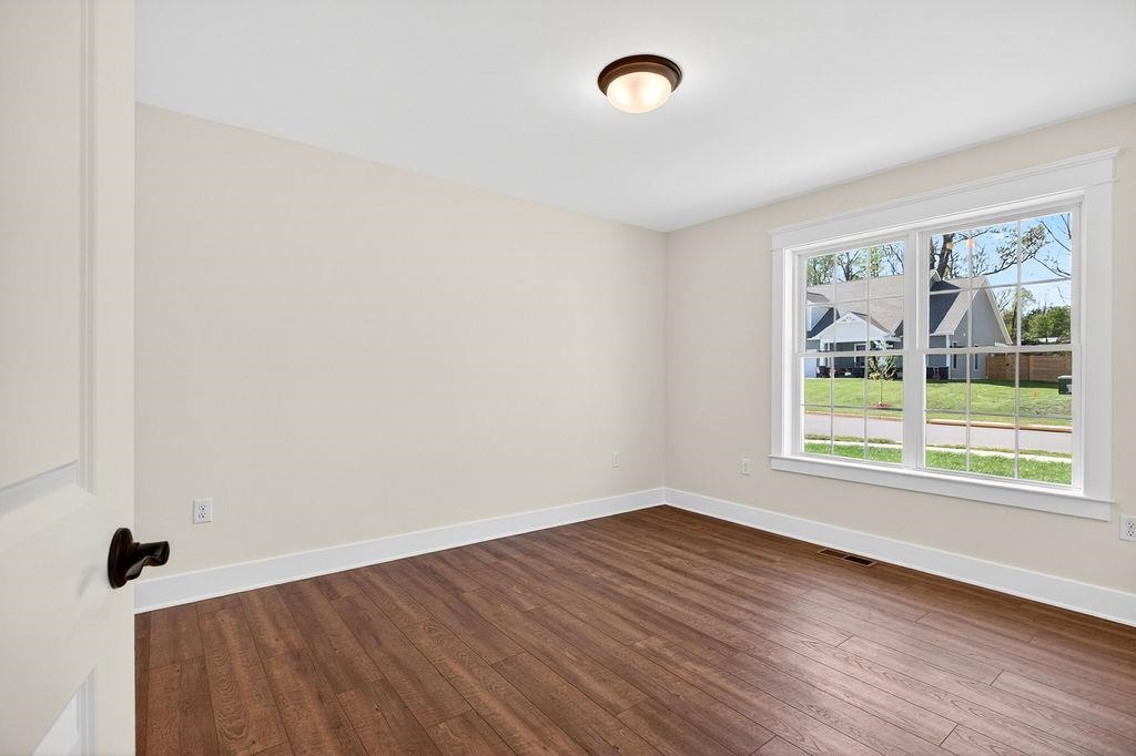 208 LINDBURGH DR, WAYNESBORO, Virginia 22980, 4 Bedrooms Bedrooms, ,2 BathroomsBathrooms,Residential,208 LINDBURGH DR,675990 MLS # 675990