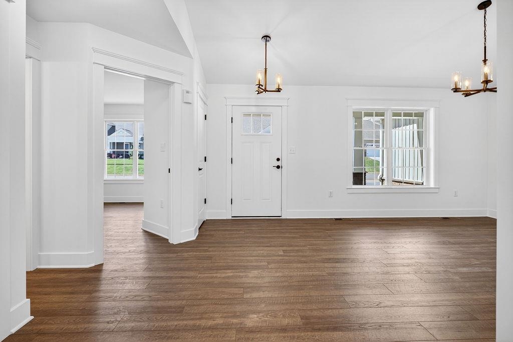 208 LINDBURGH DR, WAYNESBORO, Virginia 22980, 4 Bedrooms Bedrooms, ,2 BathroomsBathrooms,Residential,208 LINDBURGH DR,675990 MLS # 675990