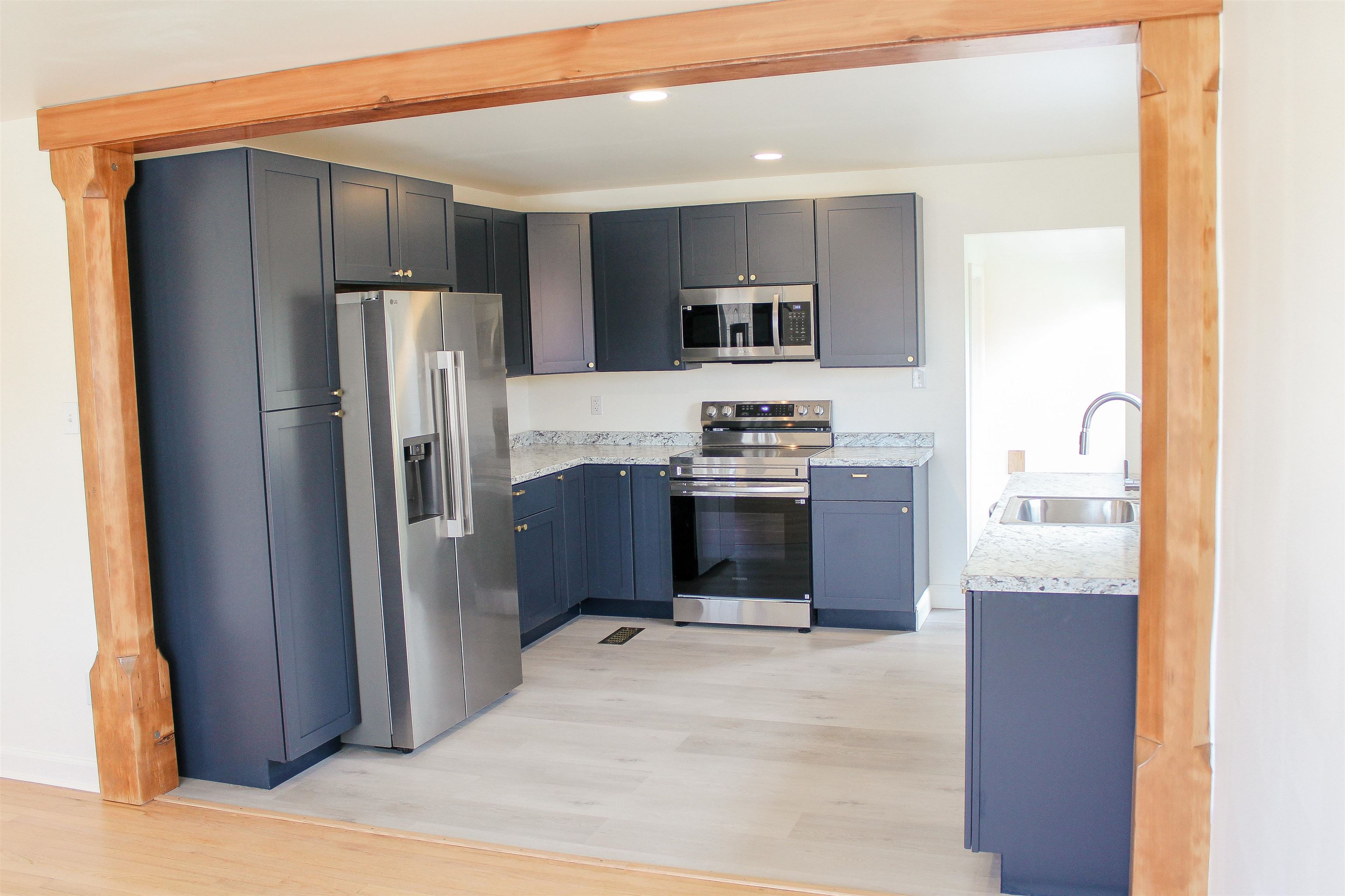 306 HOOVER ST, STAUNTON, Virginia 24401, 3 Bedrooms Bedrooms, ,1 BathroomBathrooms,Residential,306 HOOVER ST,675991 MLS # 675991