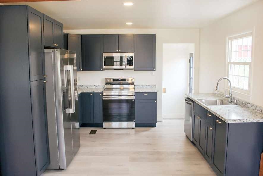 306 HOOVER ST, STAUNTON, Virginia 24401, 3 Bedrooms Bedrooms, ,1 BathroomBathrooms,Residential,306 HOOVER ST,675991 MLS # 675991