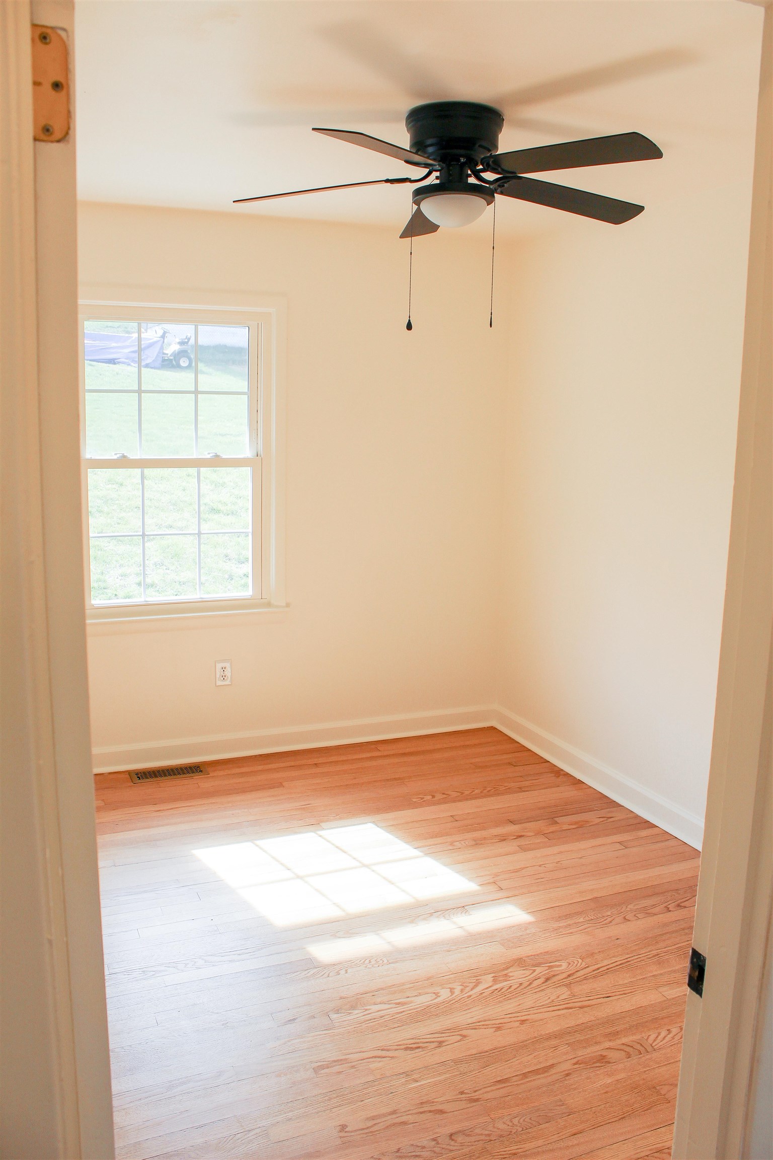 306 HOOVER ST, STAUNTON, Virginia 24401, 3 Bedrooms Bedrooms, ,1 BathroomBathrooms,Residential,306 HOOVER ST,675991 MLS # 675991