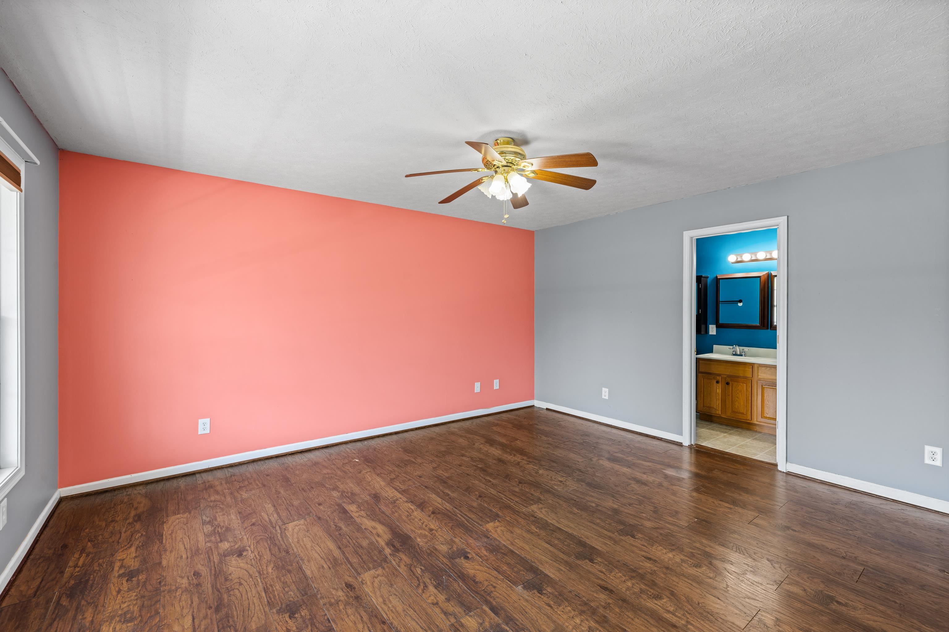 98 WOODSIDE DR, WAYNESBORO, Virginia 22980, 5 Bedrooms Bedrooms, ,2 BathroomsBathrooms,Residential,98 WOODSIDE DR,675992 MLS # 675992