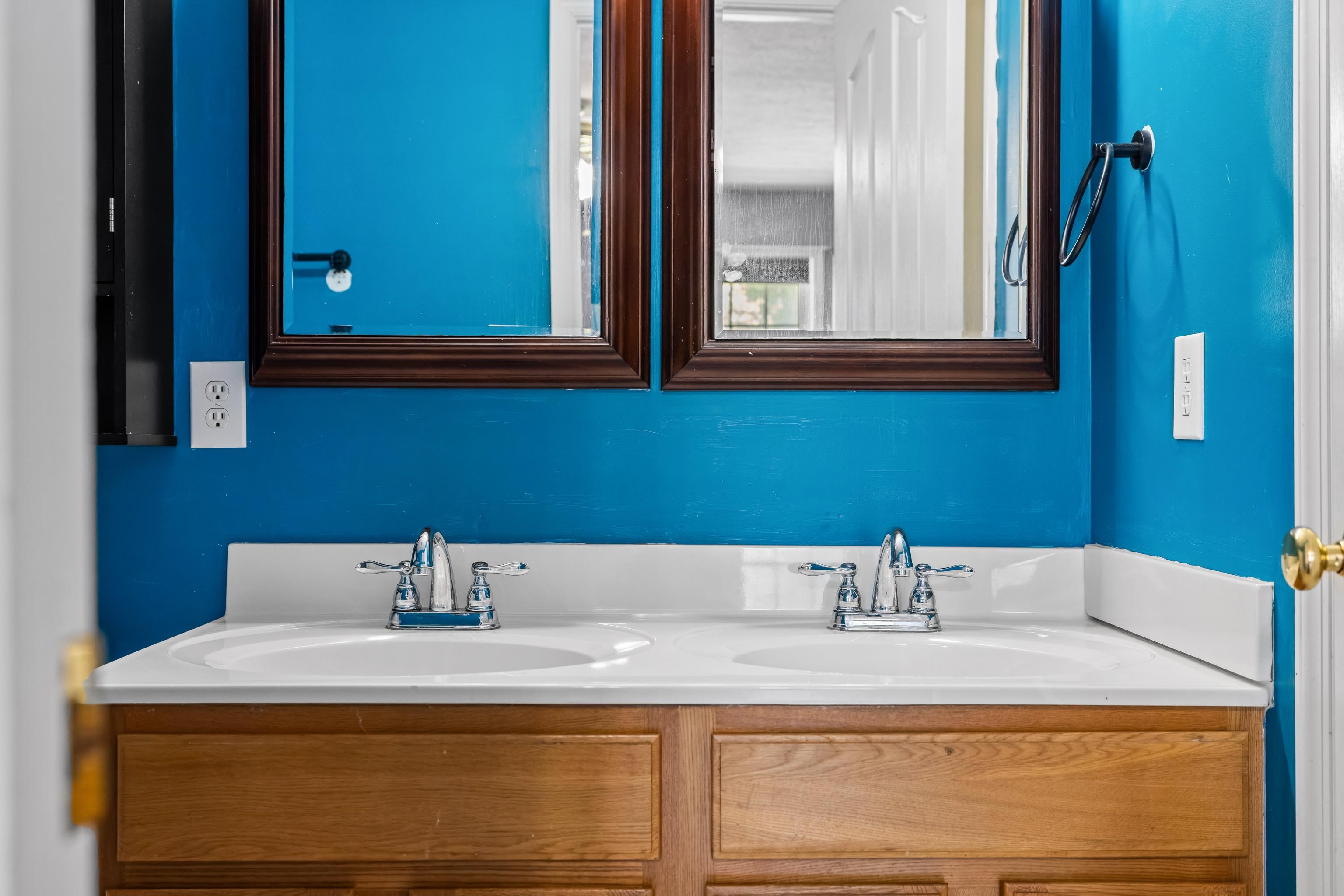 98 WOODSIDE DR, WAYNESBORO, Virginia 22980, 5 Bedrooms Bedrooms, ,2 BathroomsBathrooms,Residential,98 WOODSIDE DR,675992 MLS # 675992