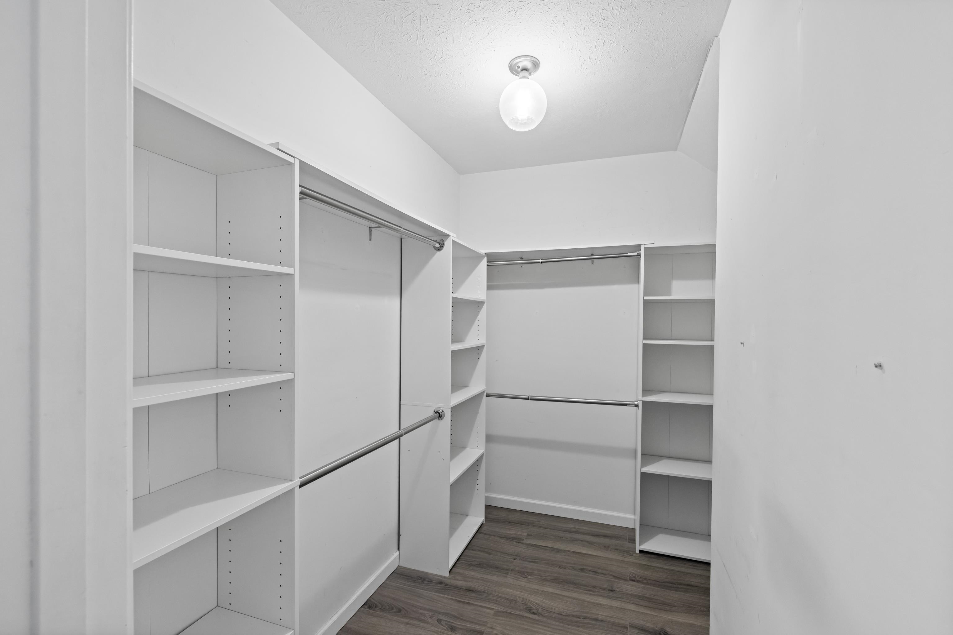 98 WOODSIDE DR, WAYNESBORO, Virginia 22980, 5 Bedrooms Bedrooms, ,2 BathroomsBathrooms,Residential,98 WOODSIDE DR,675992 MLS # 675992