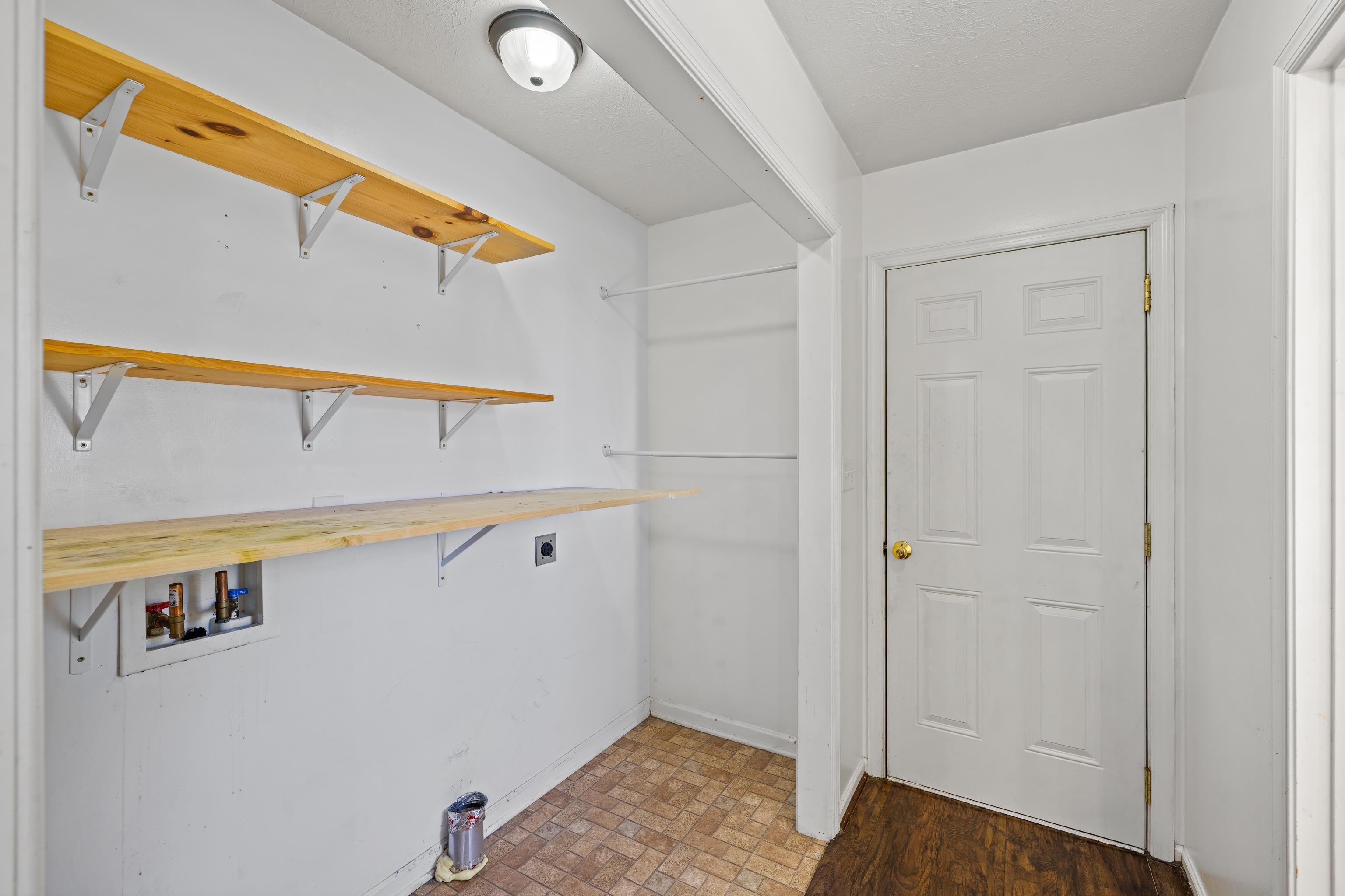 98 WOODSIDE DR, WAYNESBORO, Virginia 22980, 5 Bedrooms Bedrooms, ,2 BathroomsBathrooms,Residential,98 WOODSIDE DR,675992 MLS # 675992