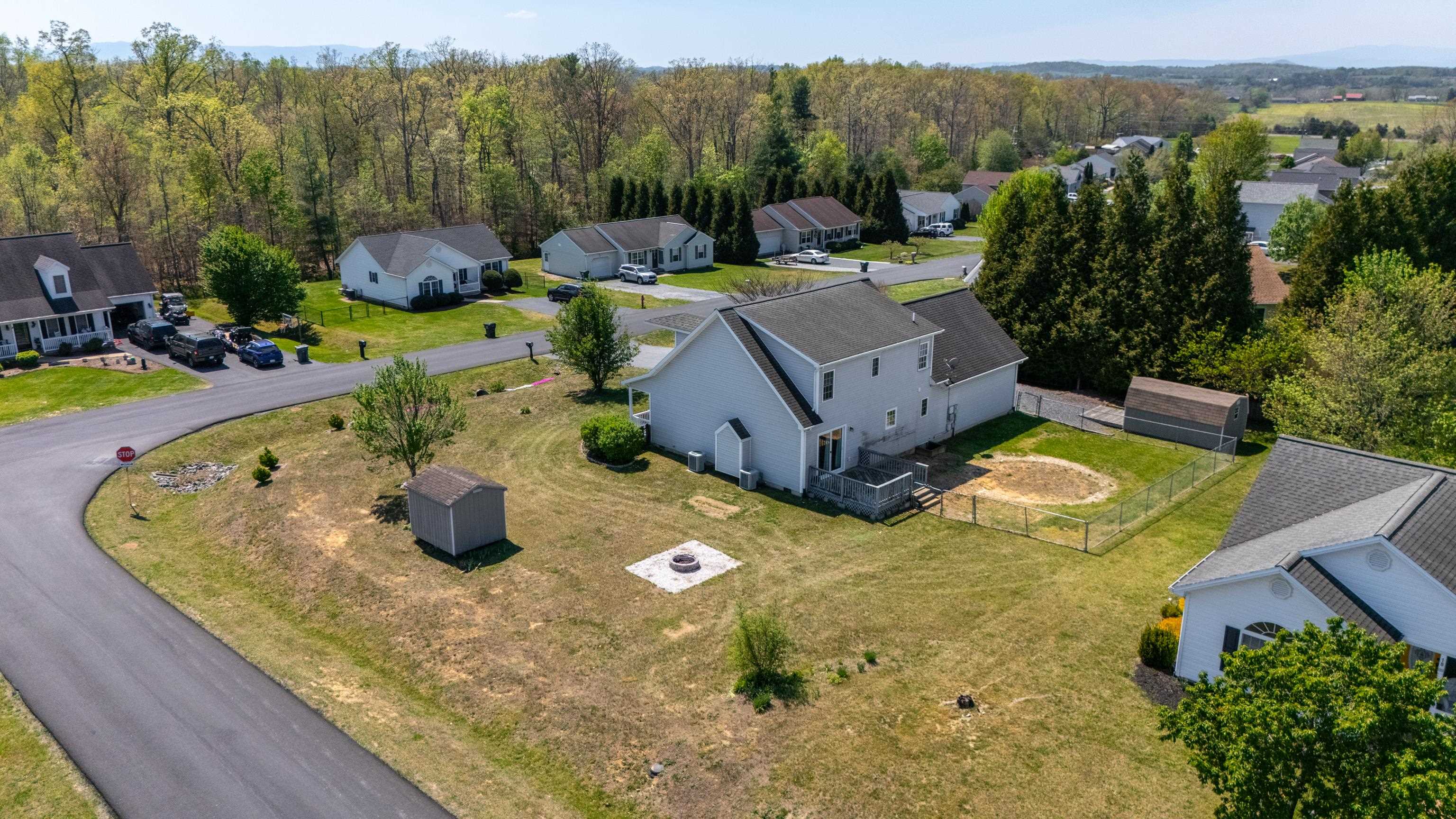 98 WOODSIDE DR, WAYNESBORO, Virginia 22980, 5 Bedrooms Bedrooms, ,2 BathroomsBathrooms,Residential,98 WOODSIDE DR,675992 MLS # 675992