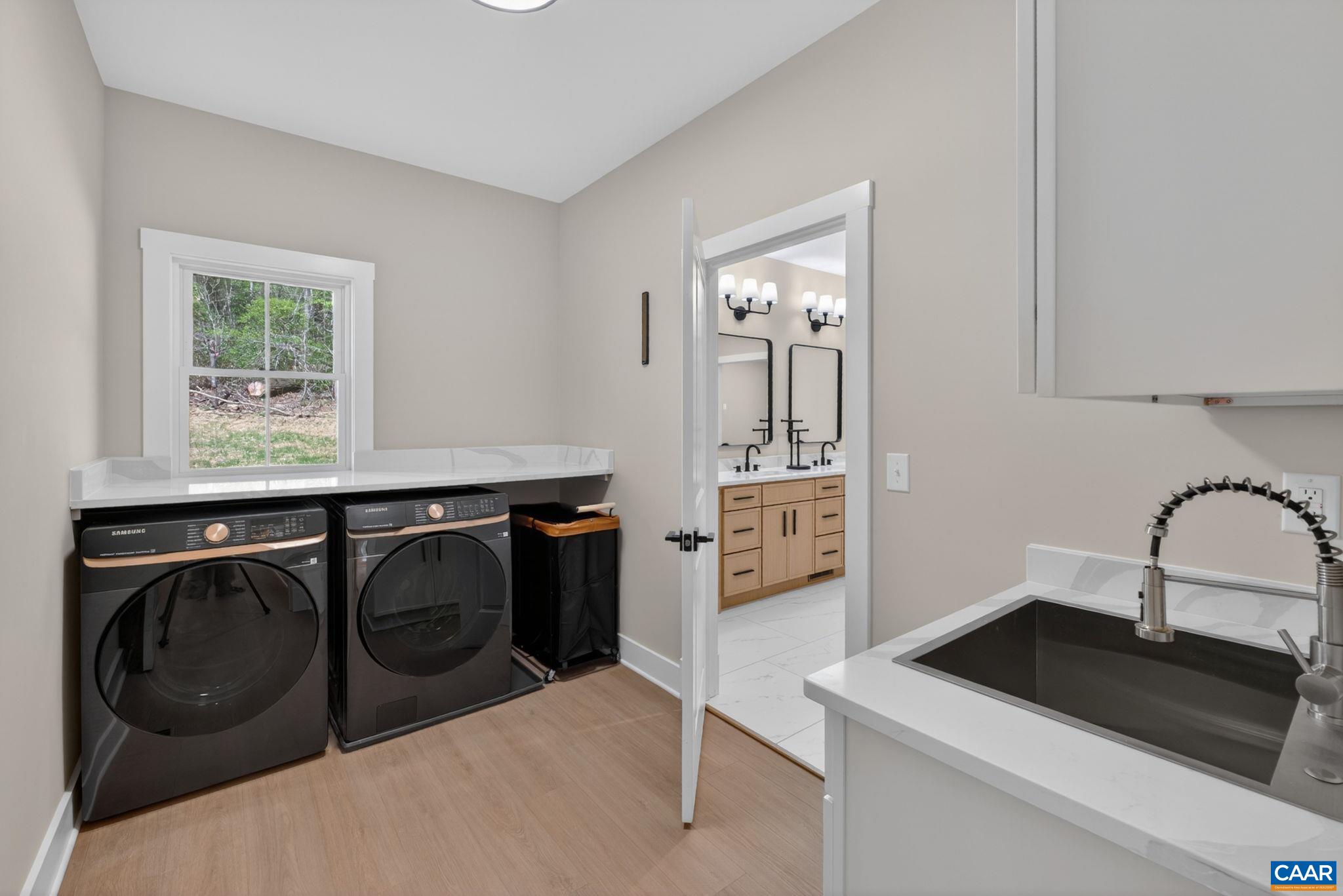 First floor with access to hall and primary