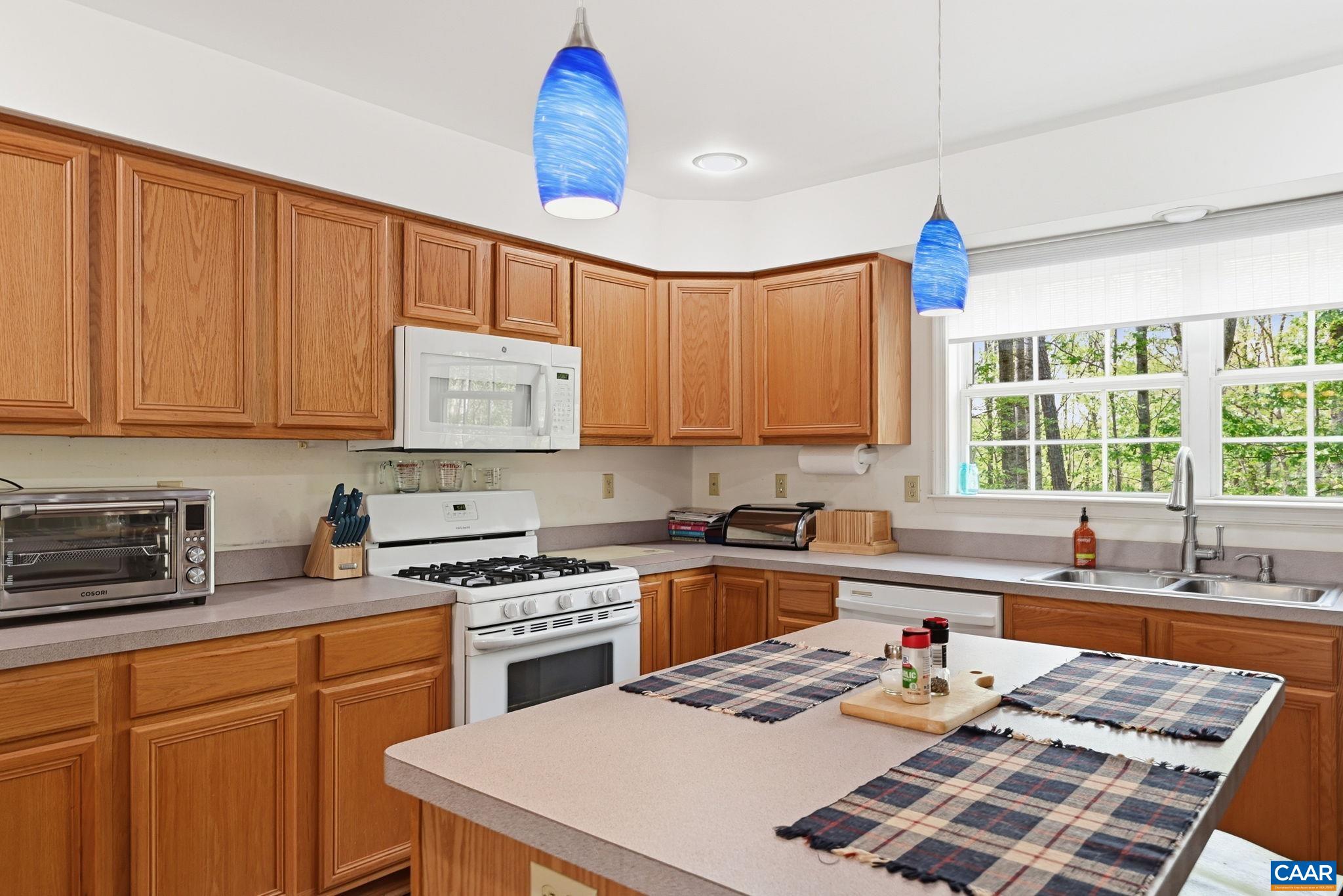 85 MAGNOLIA CT, BARBOURSVILLE, Virginia 22923, 3 Bedrooms Bedrooms, ,2 BathroomsBathrooms,Residential,85 MAGNOLIA CT,675995 MLS # 675995