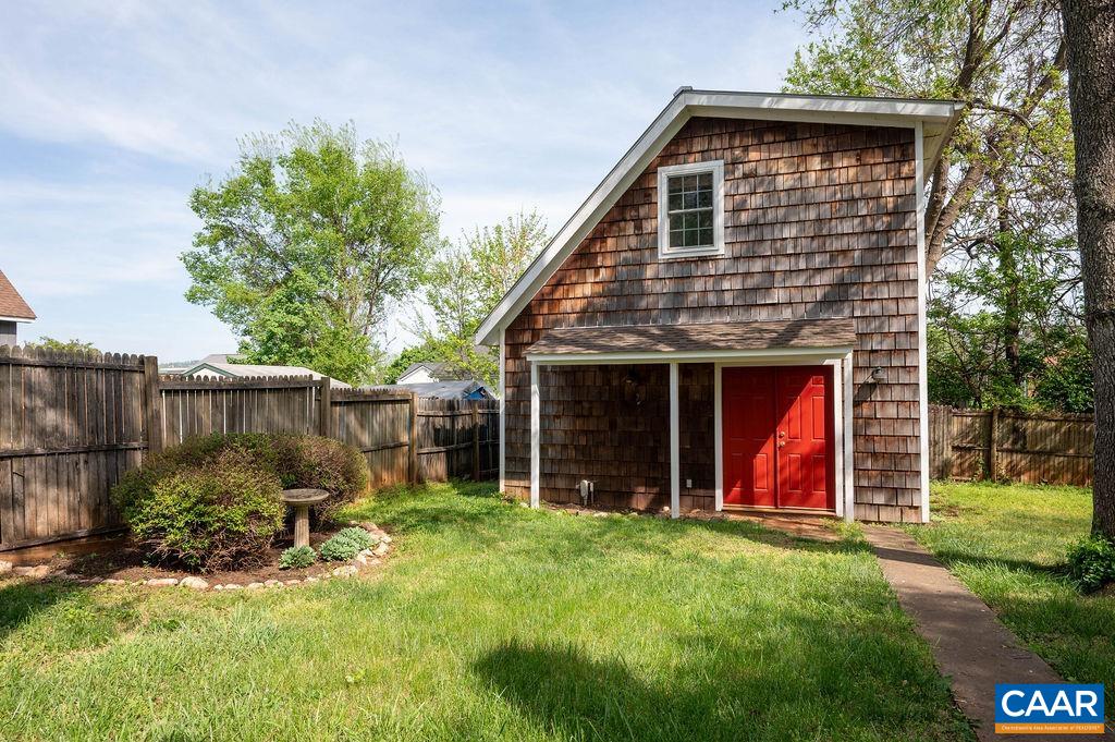 118 GOODMAN ST, CHARLOTTESVILLE, Virginia 22902, 4 Bedrooms Bedrooms, ,3 BathroomsBathrooms,Residential,118 GOODMAN ST,675998 MLS # 675998