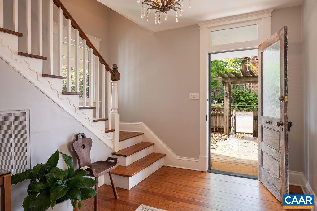 118 GOODMAN ST, CHARLOTTESVILLE, Virginia 22902, 4 Bedrooms Bedrooms, ,3 BathroomsBathrooms,Residential,118 GOODMAN ST,675998 MLS # 675998