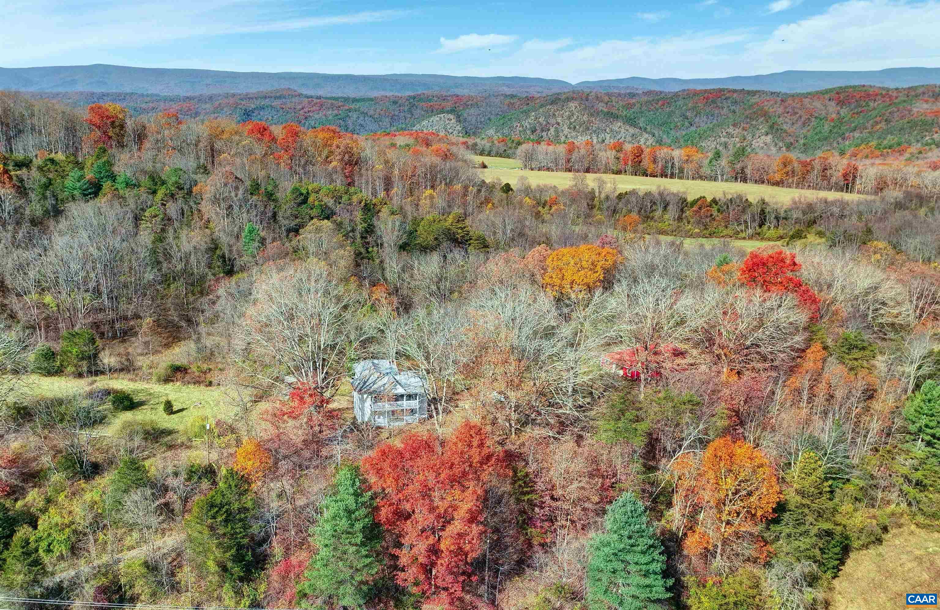 26 VINEYARD DR, MILLBORO, Virginia 24460, 3 Bedrooms Bedrooms, ,2 BathroomsBathrooms,Residential,26 VINEYARD DR,676000 MLS # 676000