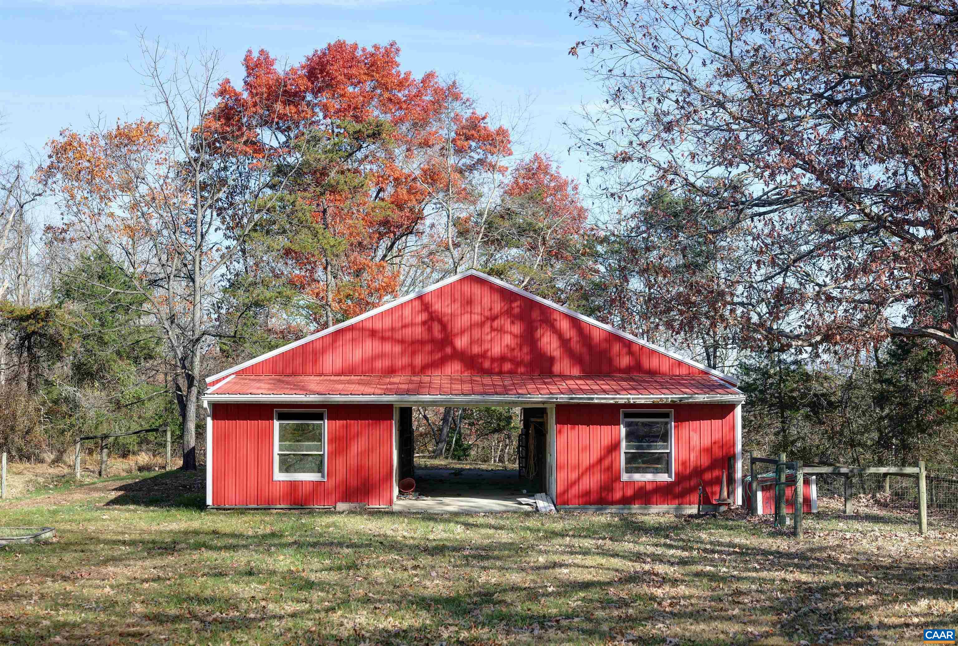 26 VINEYARD DR, MILLBORO, Virginia 24460, 3 Bedrooms Bedrooms, ,2 BathroomsBathrooms,Residential,26 VINEYARD DR,676000 MLS # 676000