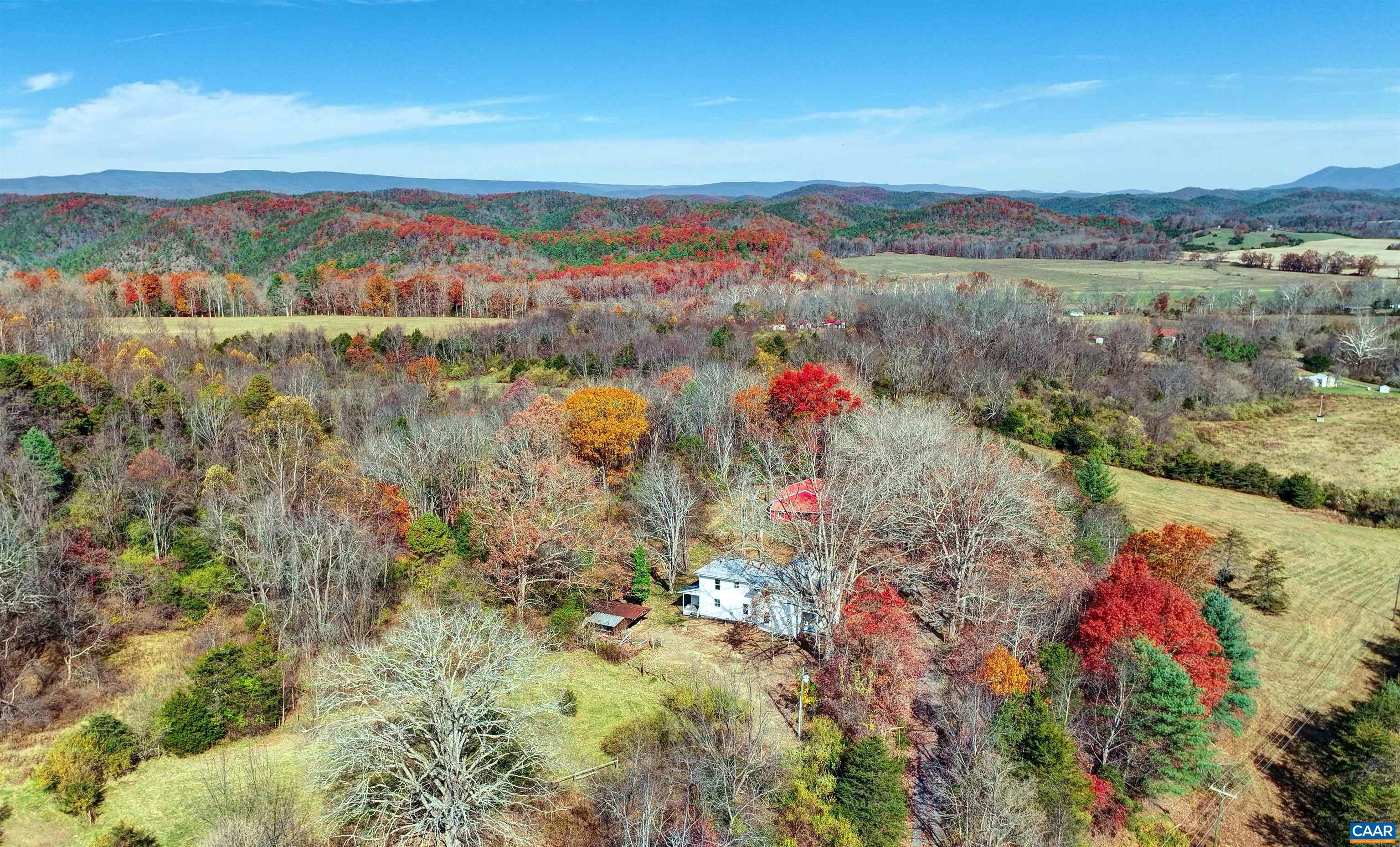 26 VINEYARD DR, MILLBORO, Virginia 24460, 3 Bedrooms Bedrooms, ,2 BathroomsBathrooms,Residential,26 VINEYARD DR,676000 MLS # 676000