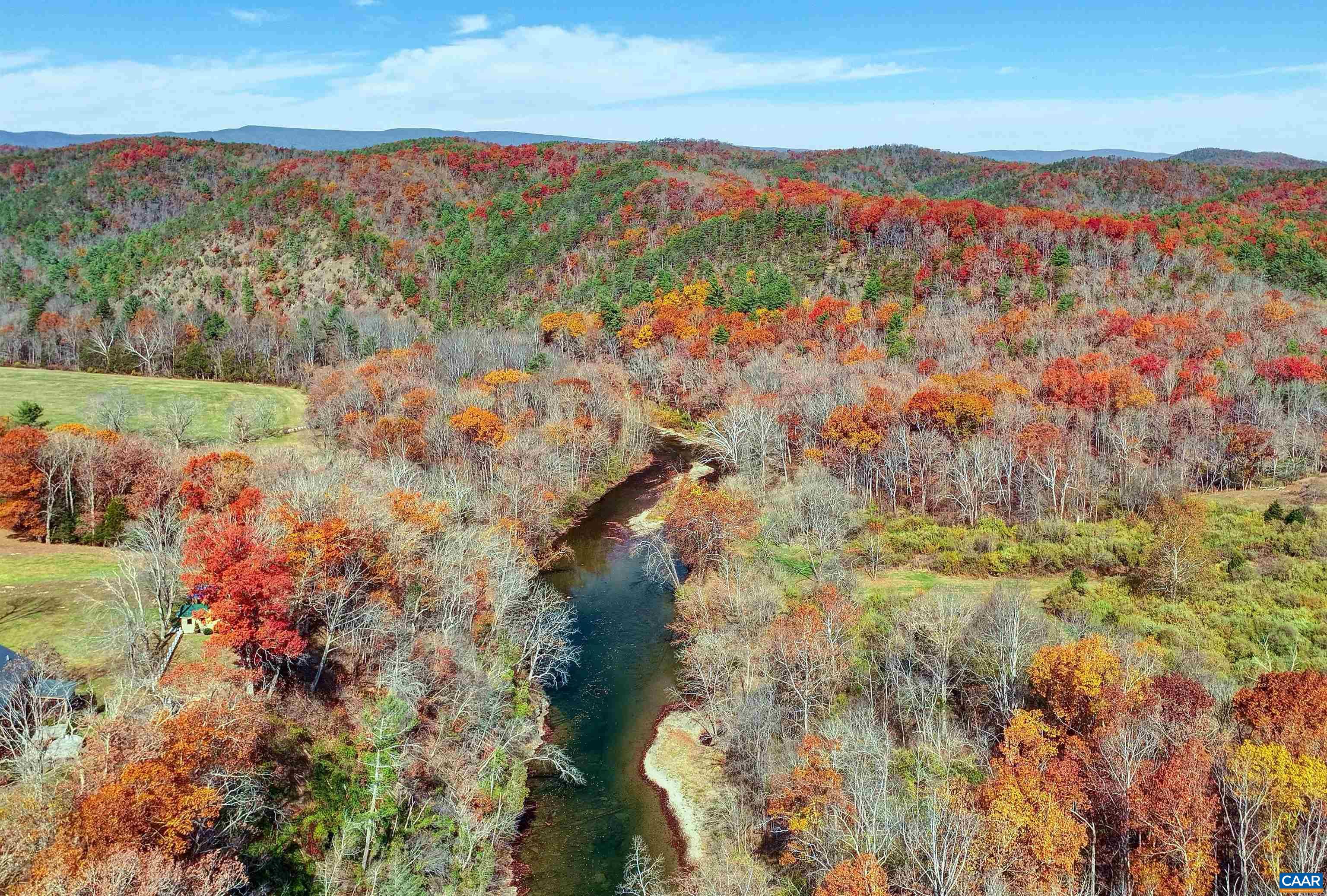 26 VINEYARD DR, MILLBORO, Virginia 24460, 3 Bedrooms Bedrooms, ,2 BathroomsBathrooms,Residential,26 VINEYARD DR,676000 MLS # 676000