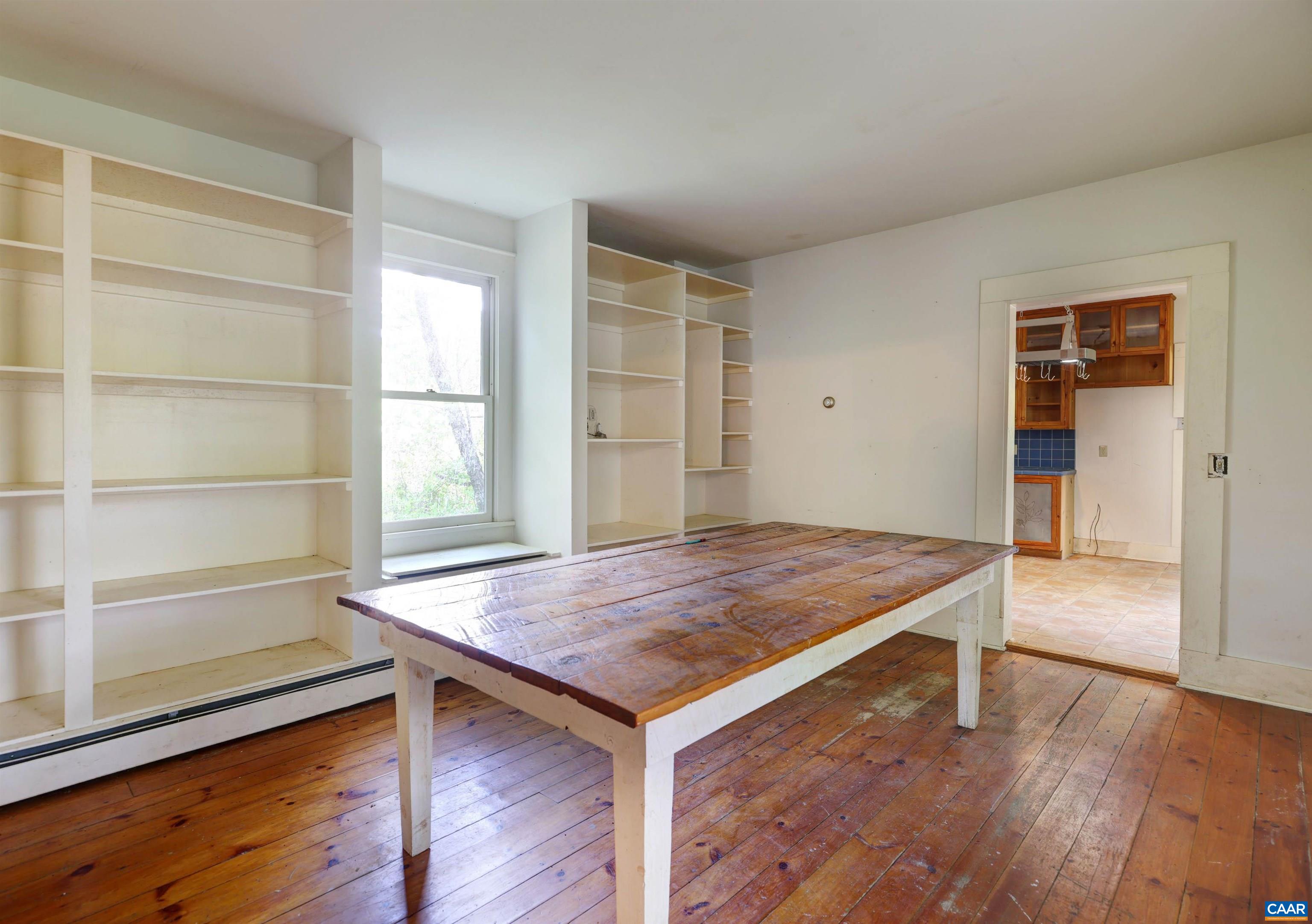 26 VINEYARD DR, MILLBORO, Virginia 24460, 3 Bedrooms Bedrooms, ,2 BathroomsBathrooms,Residential,26 VINEYARD DR,676000 MLS # 676000