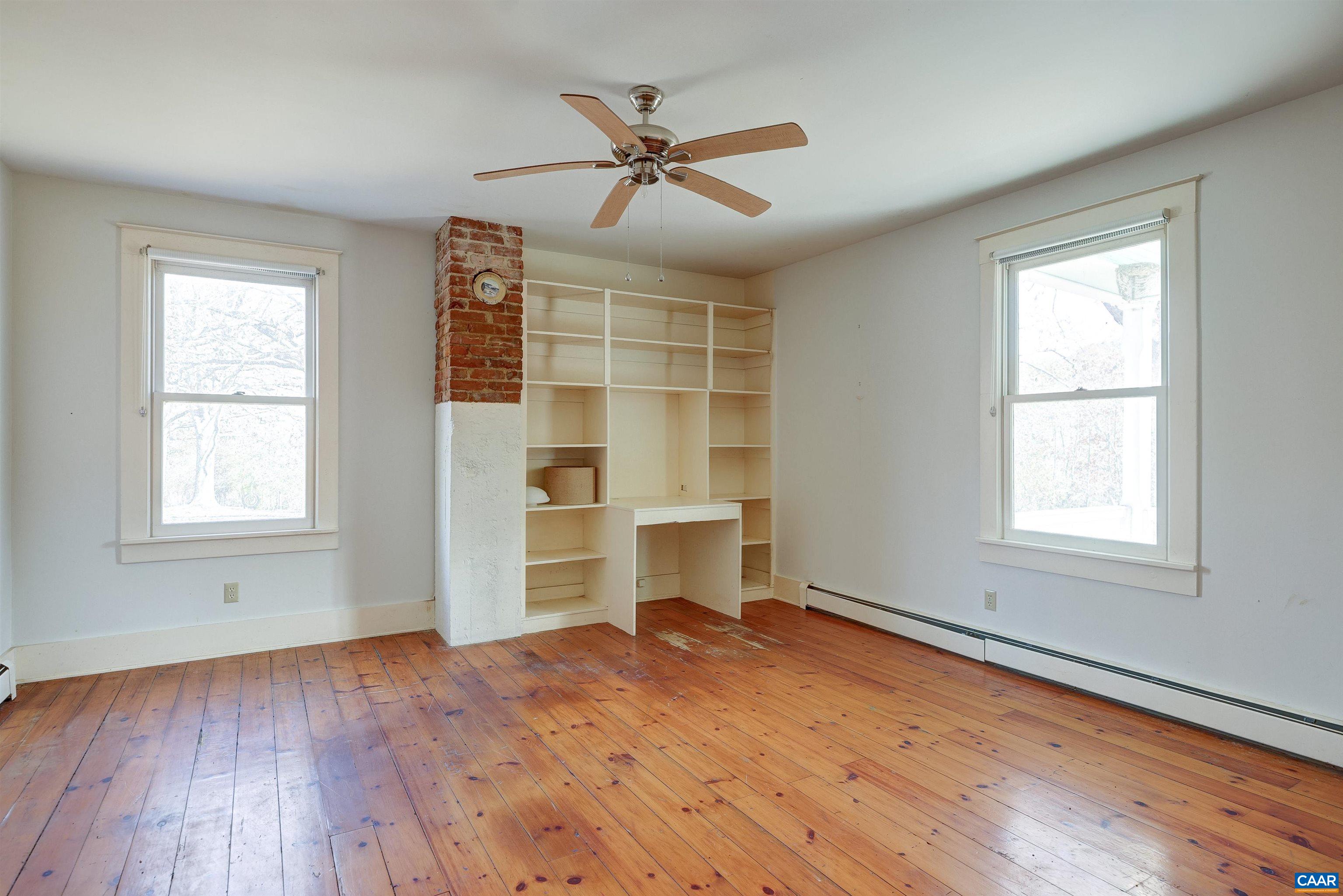 26 VINEYARD DR, MILLBORO, Virginia 24460, 3 Bedrooms Bedrooms, ,2 BathroomsBathrooms,Residential,26 VINEYARD DR,676000 MLS # 676000