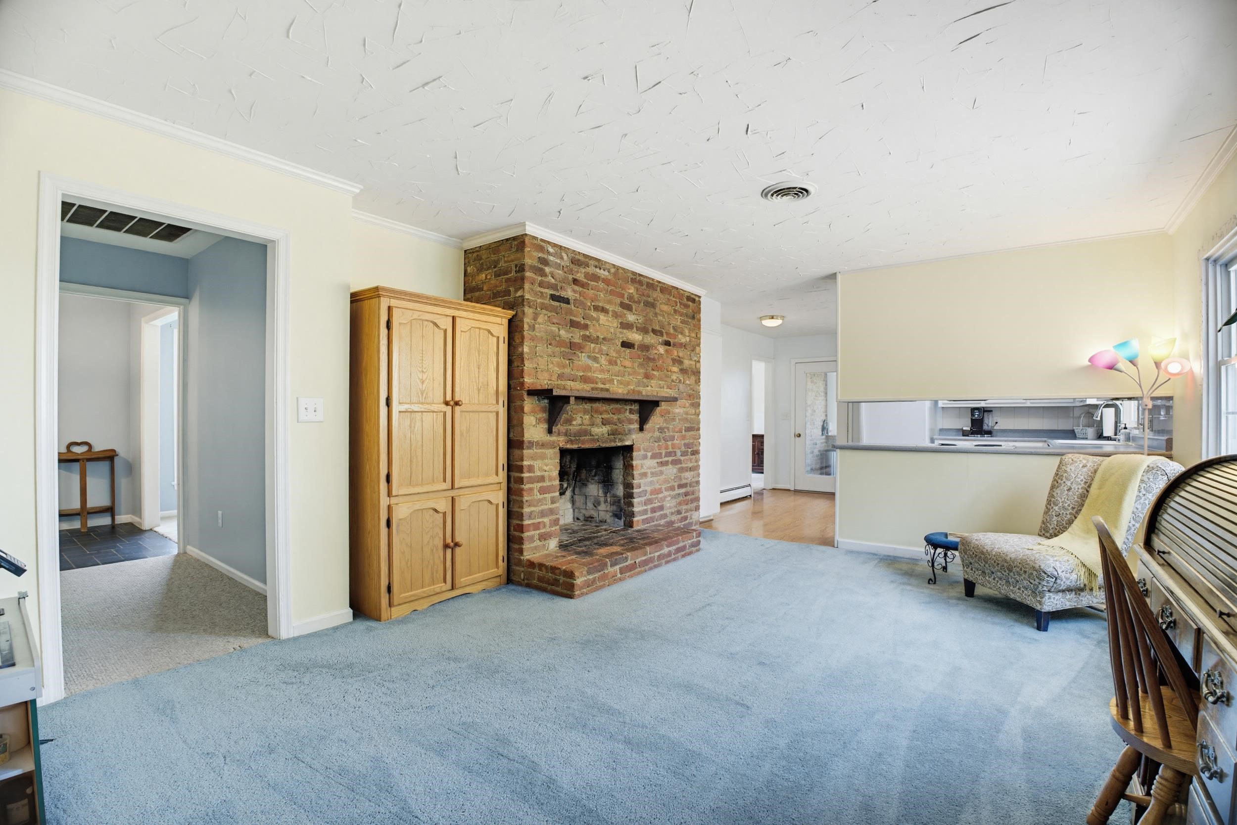 505 VICTORIA DR, STAUNTON, Virginia 24401, 4 Bedrooms Bedrooms, ,3 BathroomsBathrooms,Residential,505 Victoria Dr. Staunton VA 24401,505 VICTORIA DR,676002 MLS # 676002