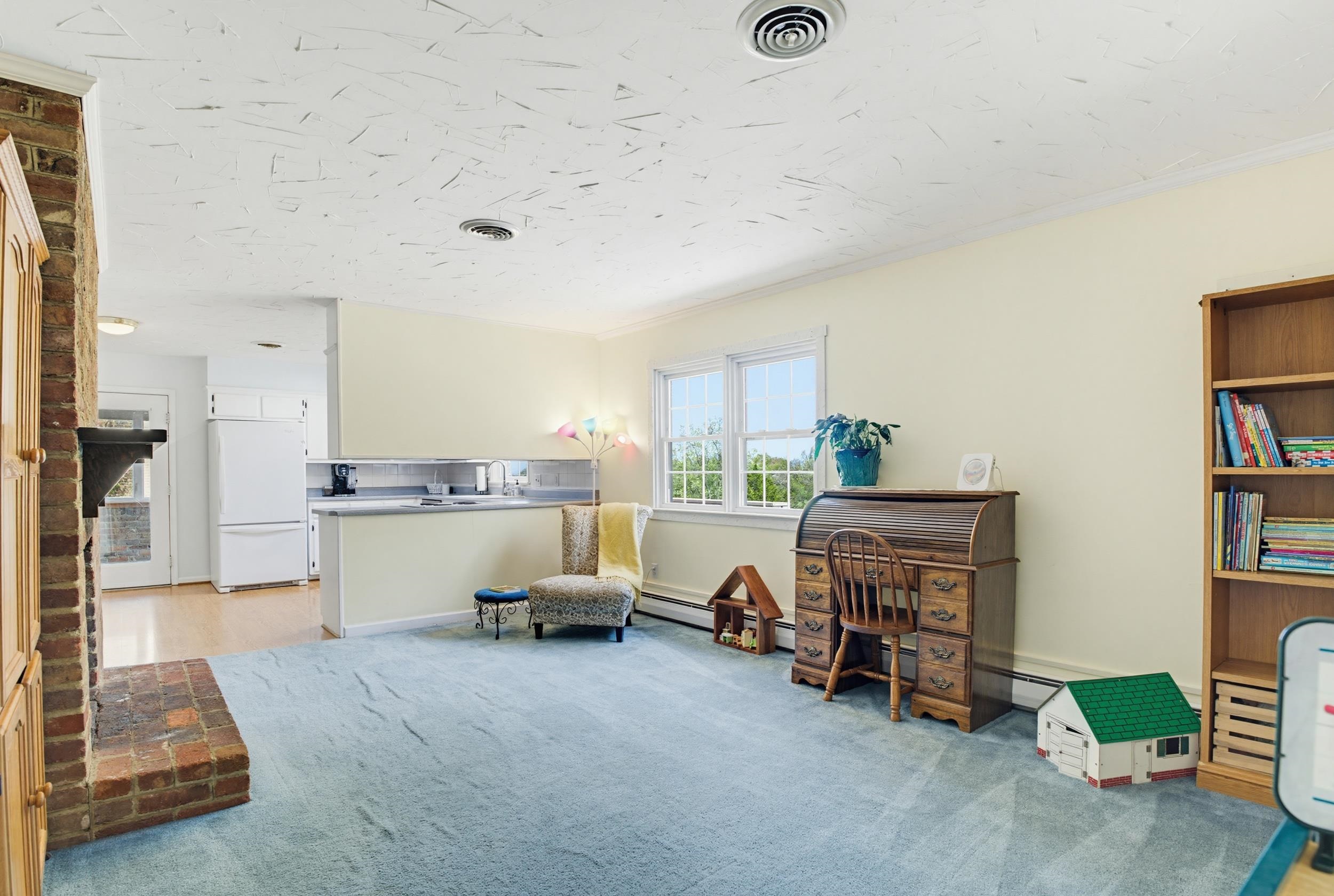 505 VICTORIA DR, STAUNTON, Virginia 24401, 4 Bedrooms Bedrooms, ,3 BathroomsBathrooms,Residential,505 Victoria Dr. Staunton VA 24401,505 VICTORIA DR,676002 MLS # 676002