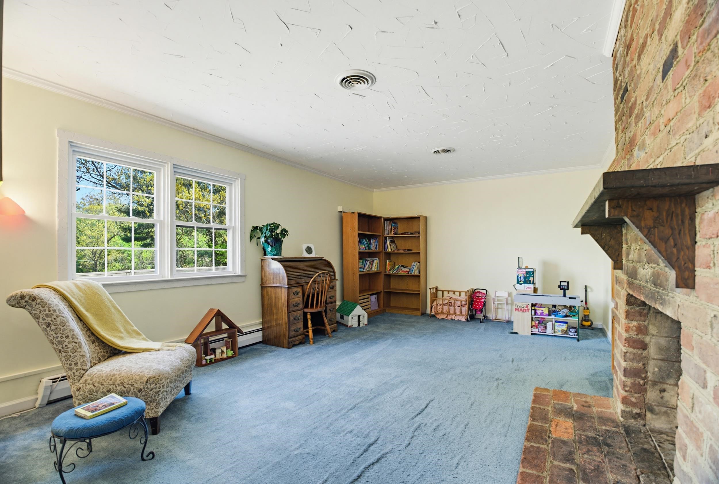 505 VICTORIA DR, STAUNTON, Virginia 24401, 4 Bedrooms Bedrooms, ,3 BathroomsBathrooms,Residential,505 Victoria Dr. Staunton VA 24401,505 VICTORIA DR,676002 MLS # 676002