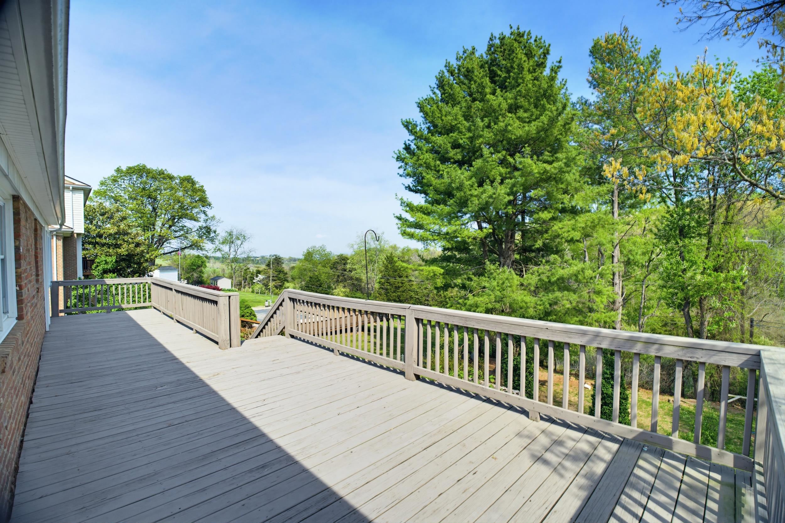 505 VICTORIA DR, STAUNTON, Virginia 24401, 4 Bedrooms Bedrooms, ,3 BathroomsBathrooms,Residential,505 Victoria Dr. Staunton VA 24401,505 VICTORIA DR,676002 MLS # 676002