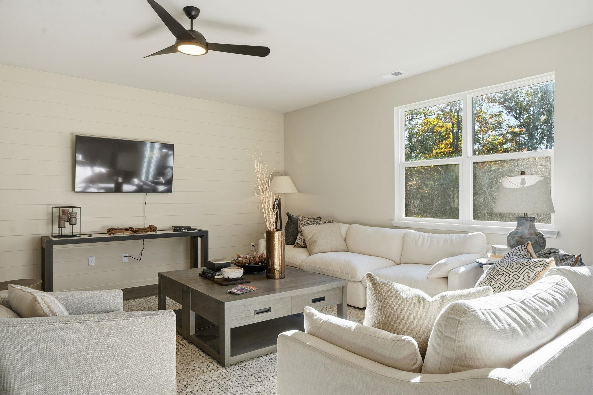 234 GLENMORE LN, KESWICK, Virginia 22947, 4 Bedrooms Bedrooms, ,2 BathroomsBathrooms,Residential,234 GLENMORE LN,676003 MLS # 676003