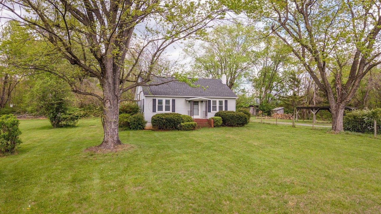 1856 GRAVELS RD, ROCKINGHAM, Virginia 22802, 2 Bedrooms Bedrooms, ,1 BathroomBathrooms,Residential,1856 GRAVELS RD,676004 MLS # 676004