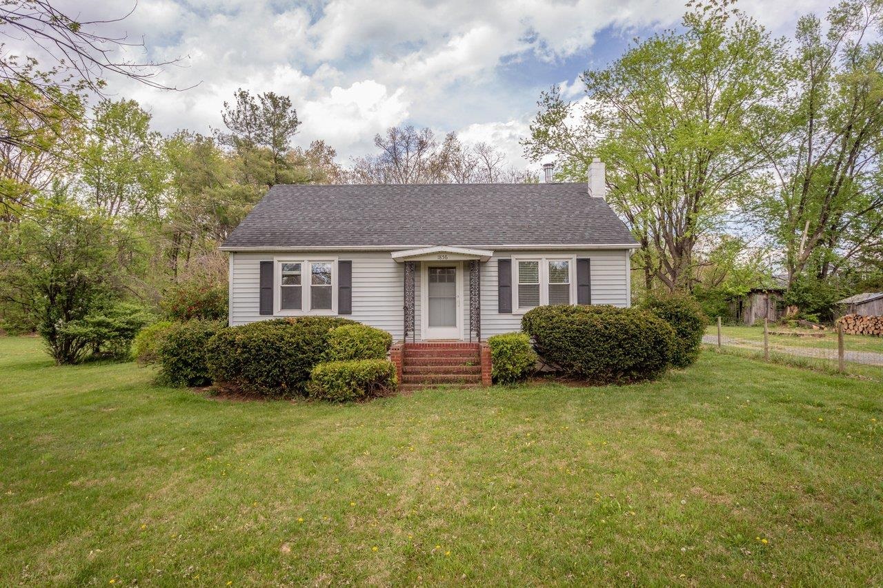 1856 GRAVELS RD, ROCKINGHAM, Virginia 22802, 2 Bedrooms Bedrooms, ,1 BathroomBathrooms,Residential,1856 GRAVELS RD,676004 MLS # 676004