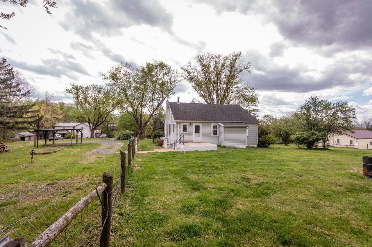 1856 GRAVELS RD, ROCKINGHAM, Virginia 22802, 2 Bedrooms Bedrooms, ,1 BathroomBathrooms,Residential,1856 GRAVELS RD,676004 MLS # 676004