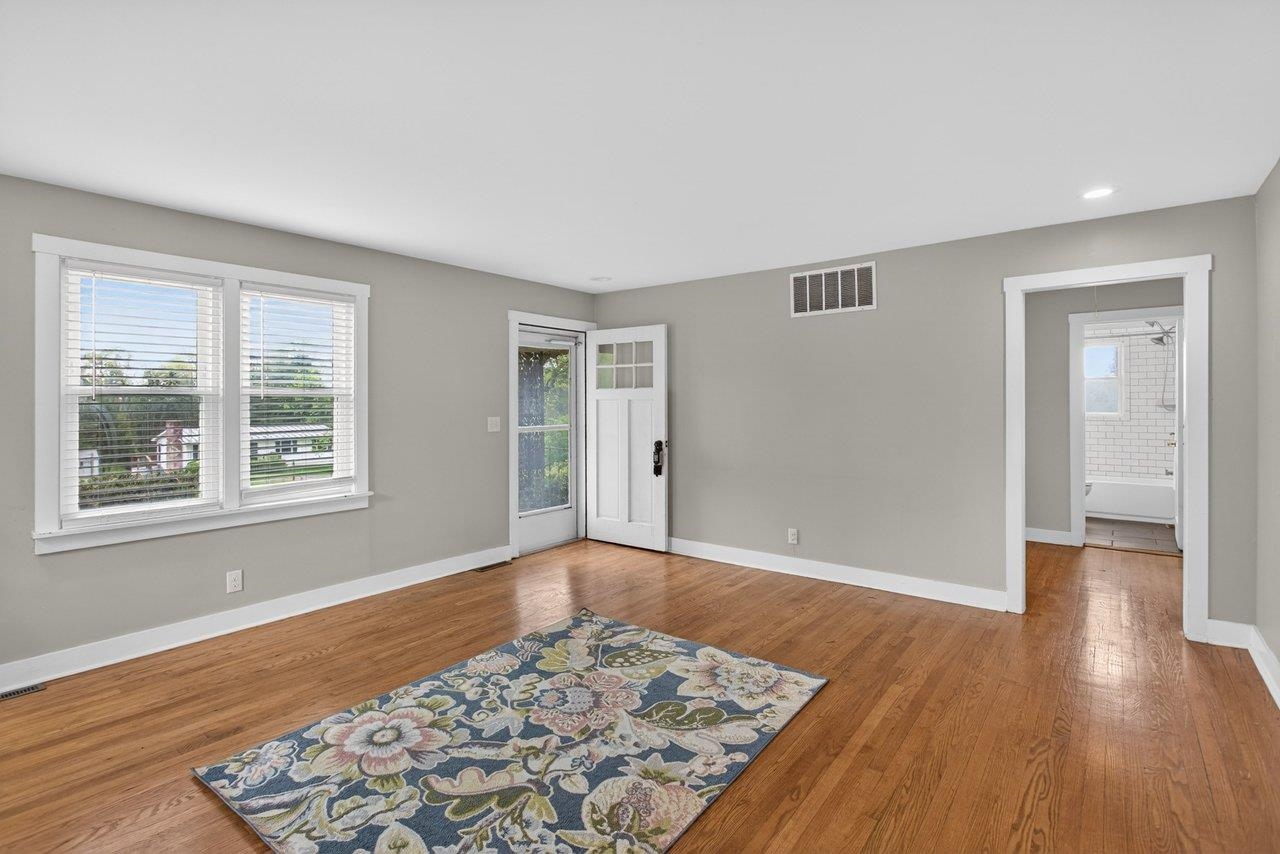 1856 GRAVELS RD, ROCKINGHAM, Virginia 22802, 2 Bedrooms Bedrooms, ,1 BathroomBathrooms,Residential,1856 GRAVELS RD,676004 MLS # 676004