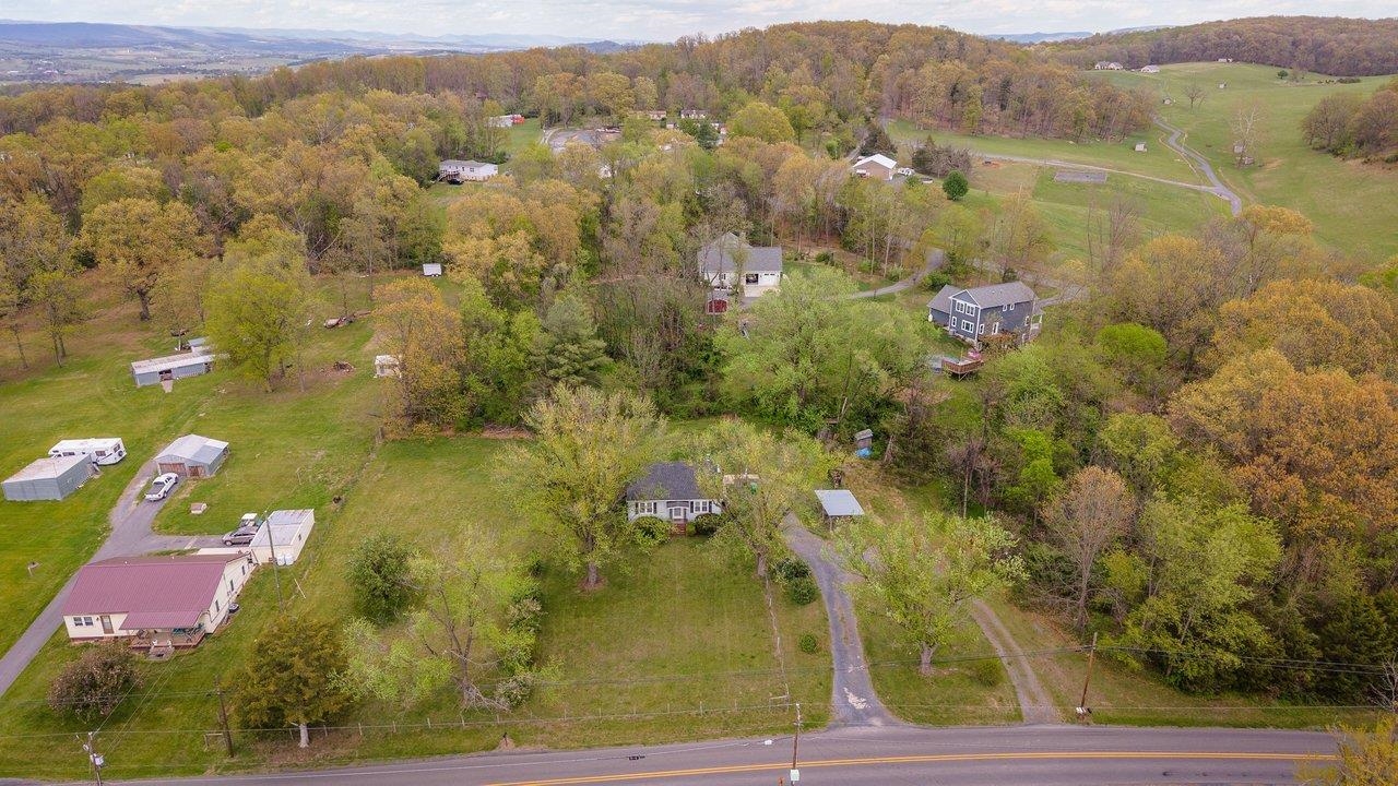 1856 GRAVELS RD, ROCKINGHAM, Virginia 22802, 2 Bedrooms Bedrooms, ,1 BathroomBathrooms,Residential,1856 GRAVELS RD,676004 MLS # 676004