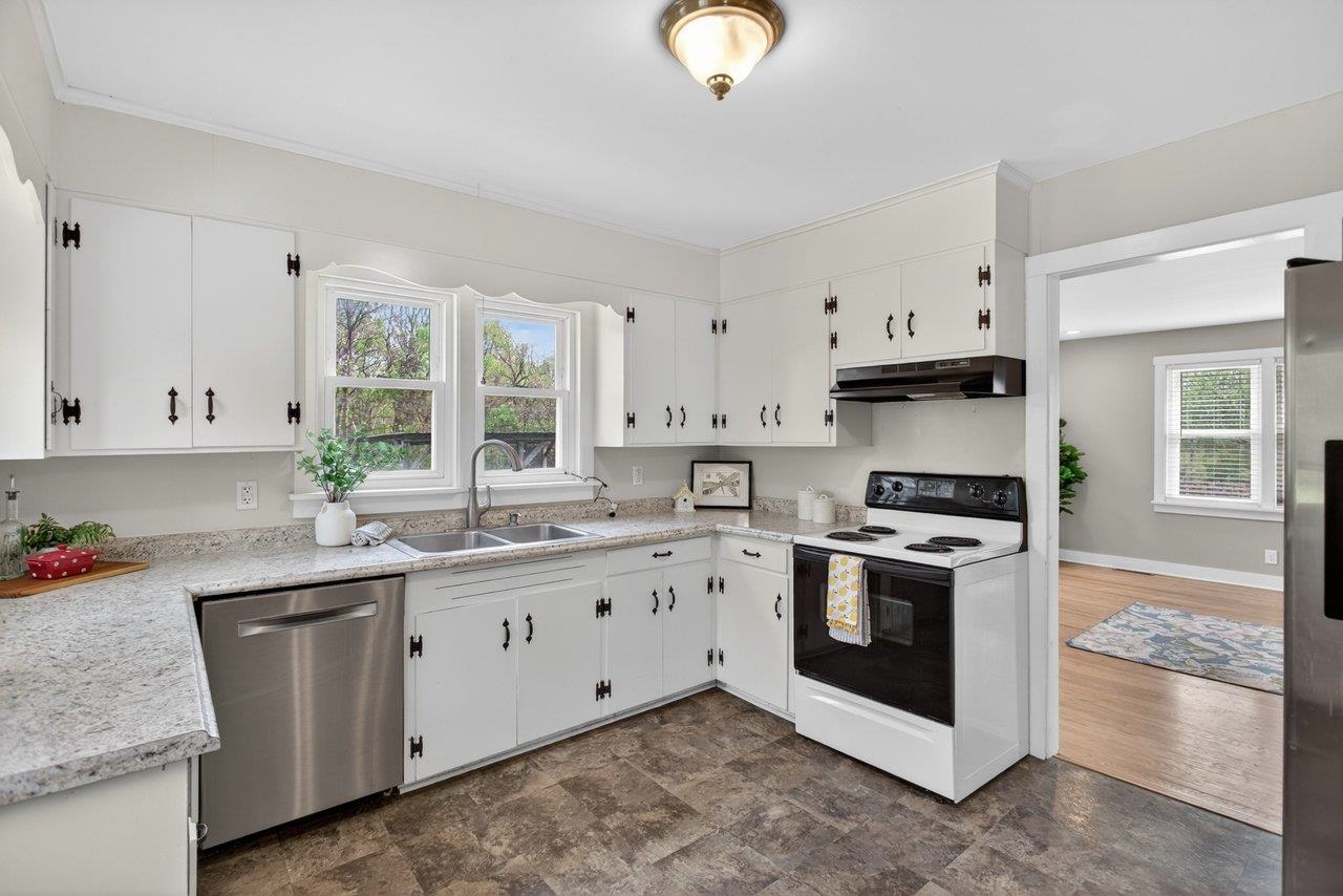 1856 GRAVELS RD, ROCKINGHAM, Virginia 22802, 2 Bedrooms Bedrooms, ,1 BathroomBathrooms,Residential,1856 GRAVELS RD,676004 MLS # 676004