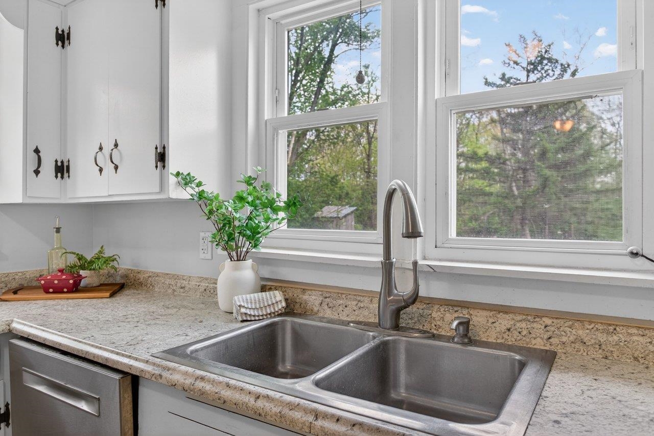 1856 GRAVELS RD, ROCKINGHAM, Virginia 22802, 2 Bedrooms Bedrooms, ,1 BathroomBathrooms,Residential,1856 GRAVELS RD,676004 MLS # 676004