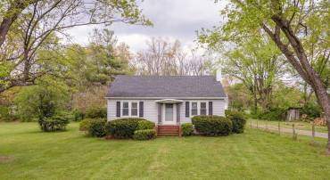 1856 GRAVELS RD, ROCKINGHAM, Virginia 22802, 2 Bedrooms Bedrooms, ,1 BathroomBathrooms,Residential,1856 GRAVELS RD,676004 MLS # 676004