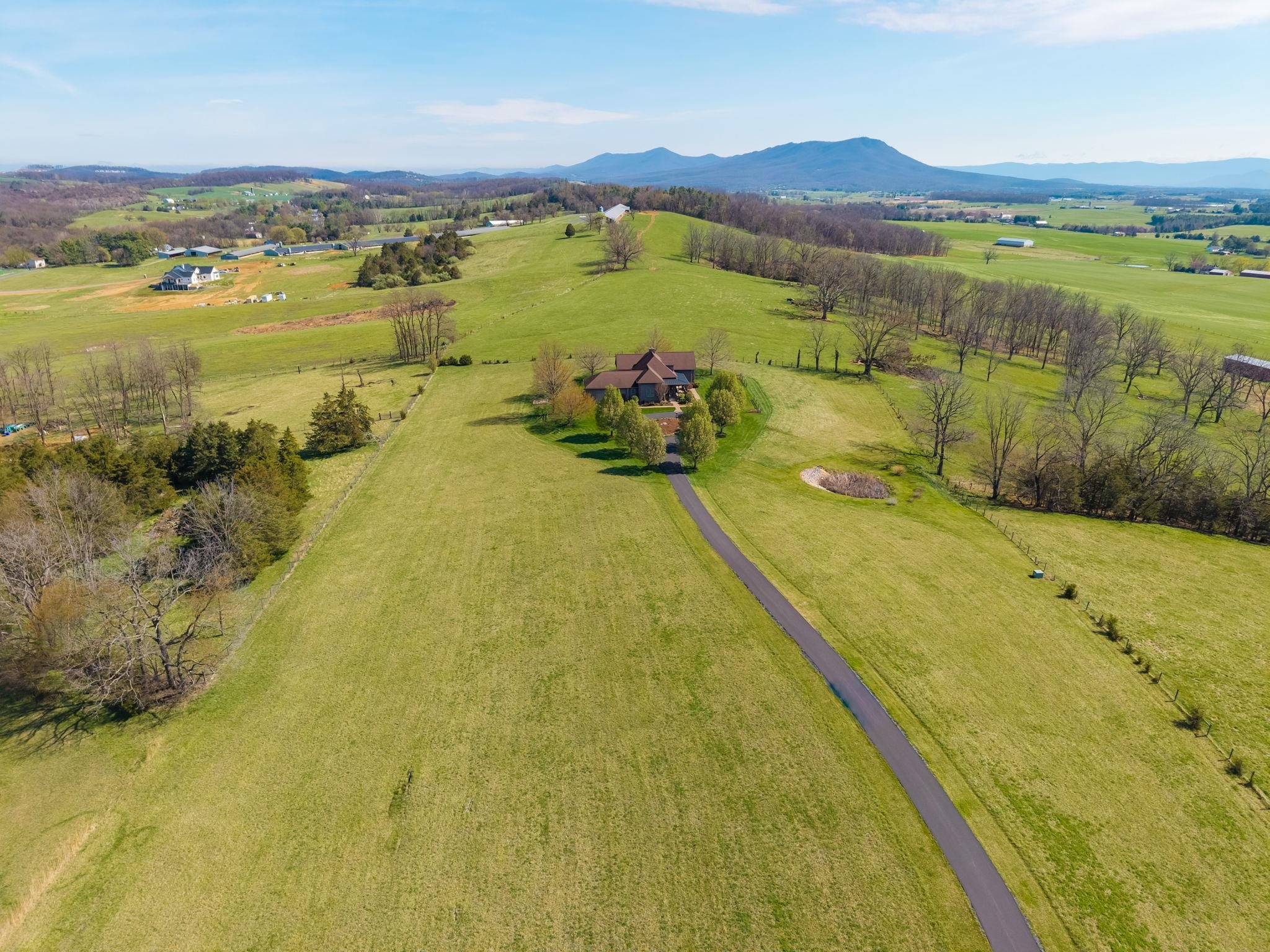 4263 FRIEDENS CHURCH RD, MOUNT CRAWFORD, Virginia 22841, 3 Bedrooms Bedrooms, ,2 BathroomsBathrooms,Residential,4263 FRIEDENS CHURCH RD,676005 MLS # 676005