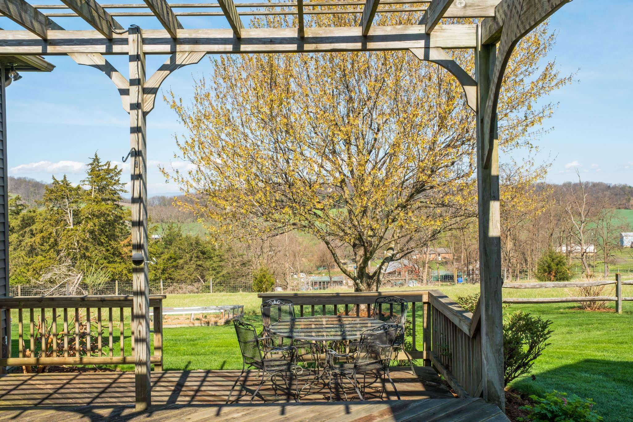 4263 FRIEDENS CHURCH RD, MOUNT CRAWFORD, Virginia 22841, 3 Bedrooms Bedrooms, ,2 BathroomsBathrooms,Residential,4263 FRIEDENS CHURCH RD,676005 MLS # 676005