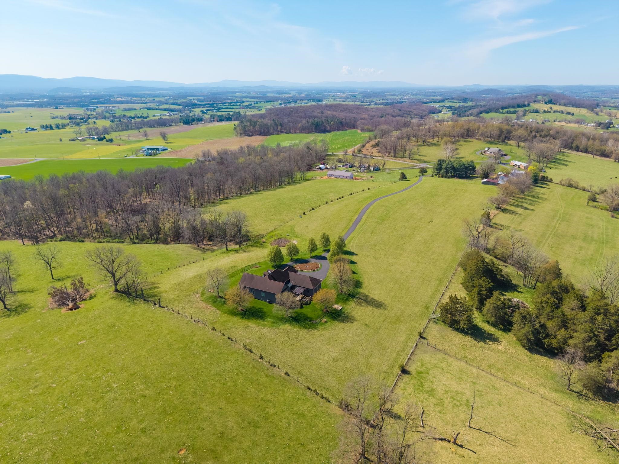 4263 FRIEDENS CHURCH RD, MOUNT CRAWFORD, Virginia 22841, 3 Bedrooms Bedrooms, ,2 BathroomsBathrooms,Residential,4263 FRIEDENS CHURCH RD,676005 MLS # 676005