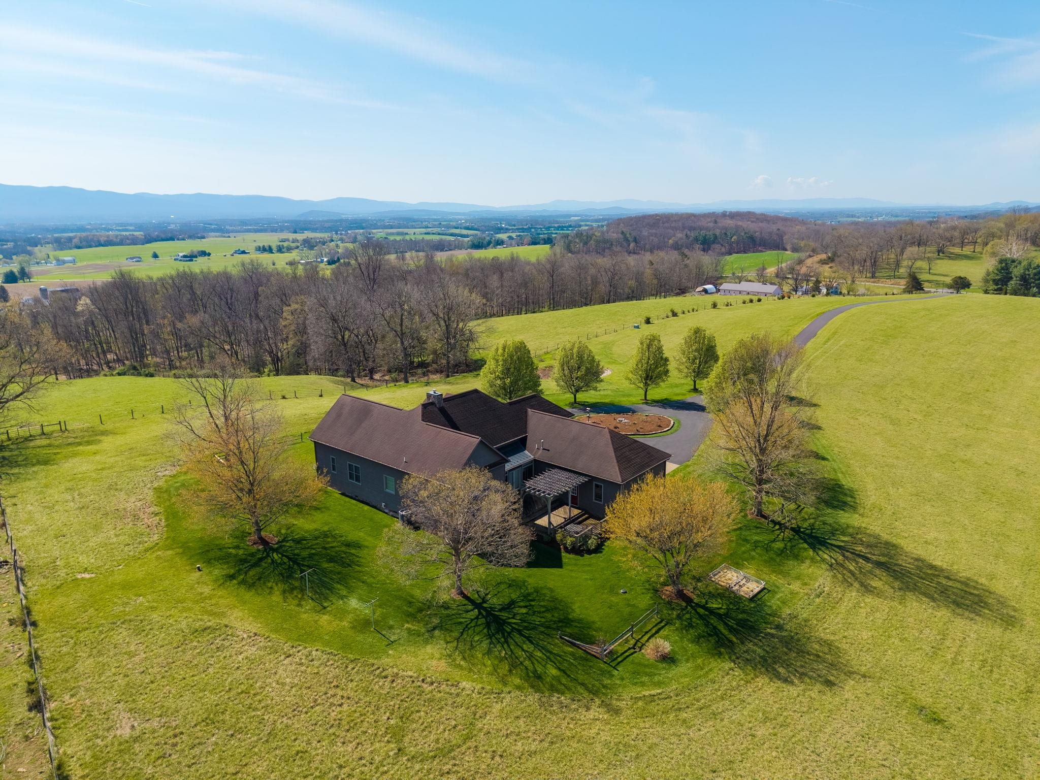 4263 FRIEDENS CHURCH RD, MOUNT CRAWFORD, Virginia 22841, 3 Bedrooms Bedrooms, ,2 BathroomsBathrooms,Residential,4263 FRIEDENS CHURCH RD,676005 MLS # 676005