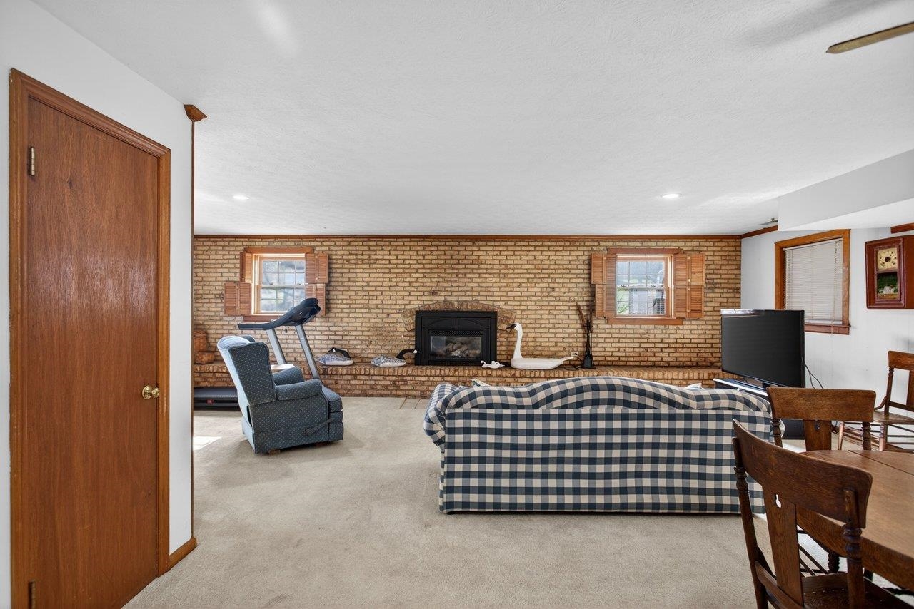 1341 SMITHLAND RD, HARRISONBURG, Virginia 22802, 5 Bedrooms Bedrooms, ,2 BathroomsBathrooms,Residential,1341 SMITHLAND RD,676006 MLS # 676006