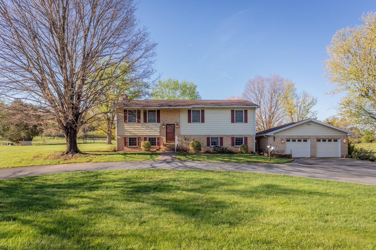 1341 SMITHLAND RD, HARRISONBURG, Virginia 22802, 5 Bedrooms Bedrooms, ,2 BathroomsBathrooms,Residential,1341 SMITHLAND RD,676006 MLS # 676006