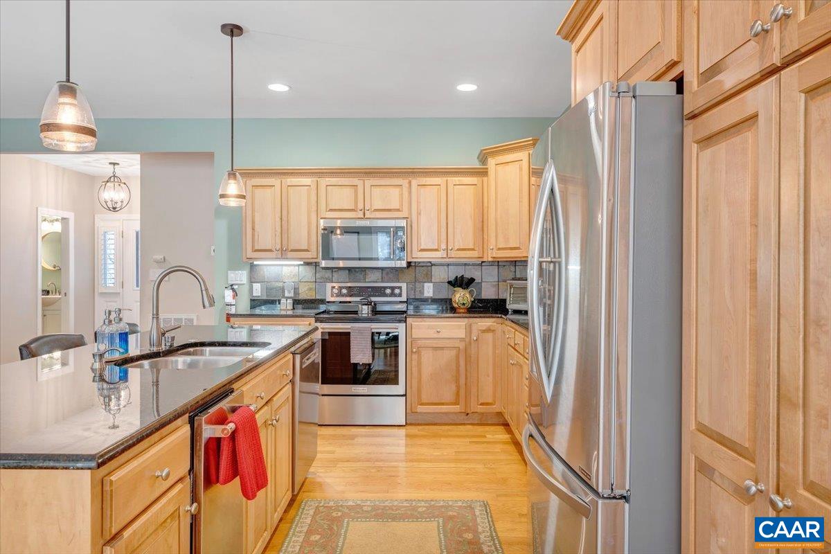 115 HEMLOCK DR, WINTERGREEN RESORT, Virginia 22967, 5 Bedrooms Bedrooms, ,3 BathroomsBathrooms,Residential,115 HEMLOCK DR,676009 MLS # 676009