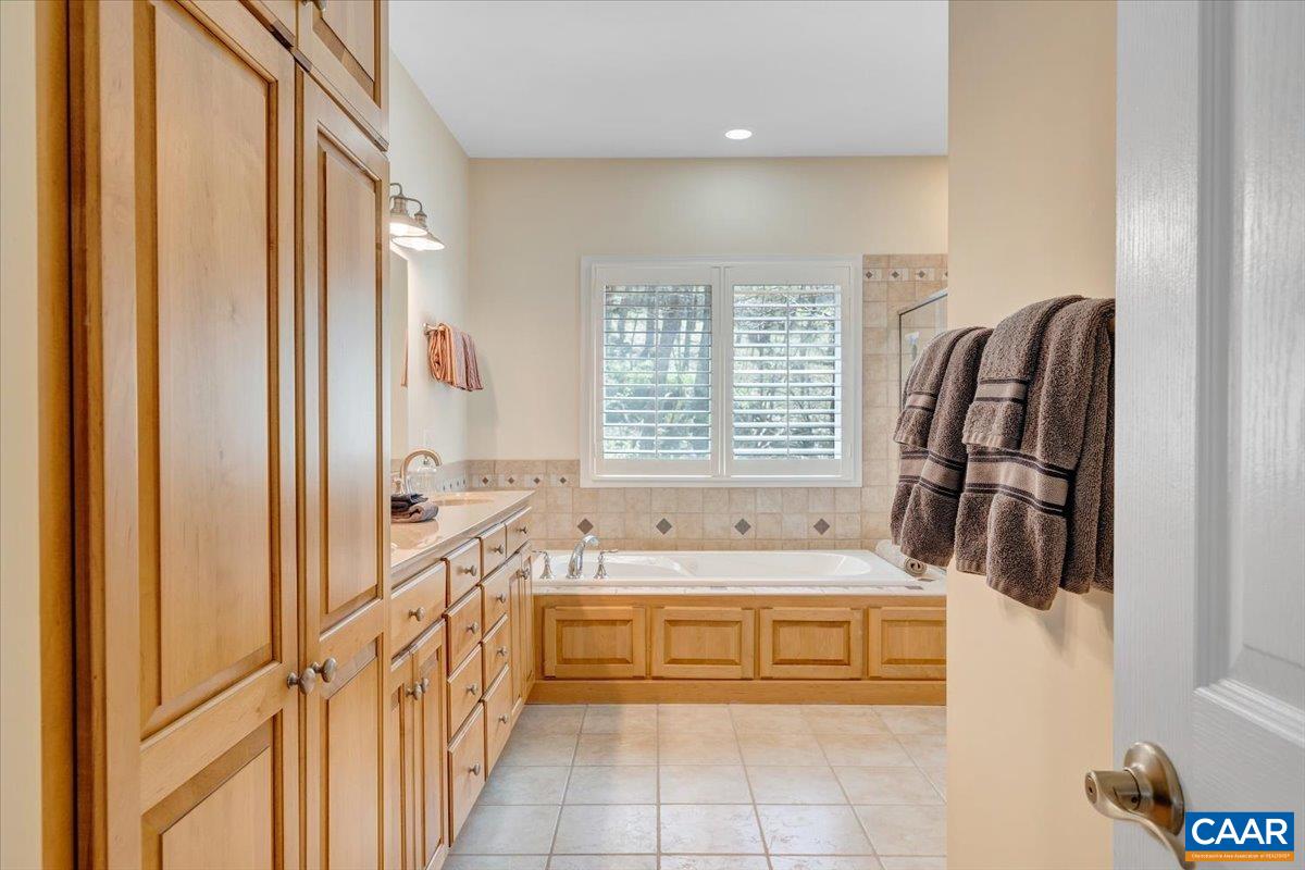 115 HEMLOCK DR, WINTERGREEN RESORT, Virginia 22967, 5 Bedrooms Bedrooms, ,3 BathroomsBathrooms,Residential,115 HEMLOCK DR,676009 MLS # 676009