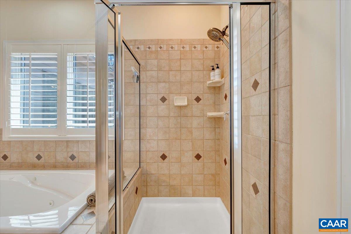 115 HEMLOCK DR, WINTERGREEN RESORT, Virginia 22967, 5 Bedrooms Bedrooms, ,3 BathroomsBathrooms,Residential,115 HEMLOCK DR,676009 MLS # 676009