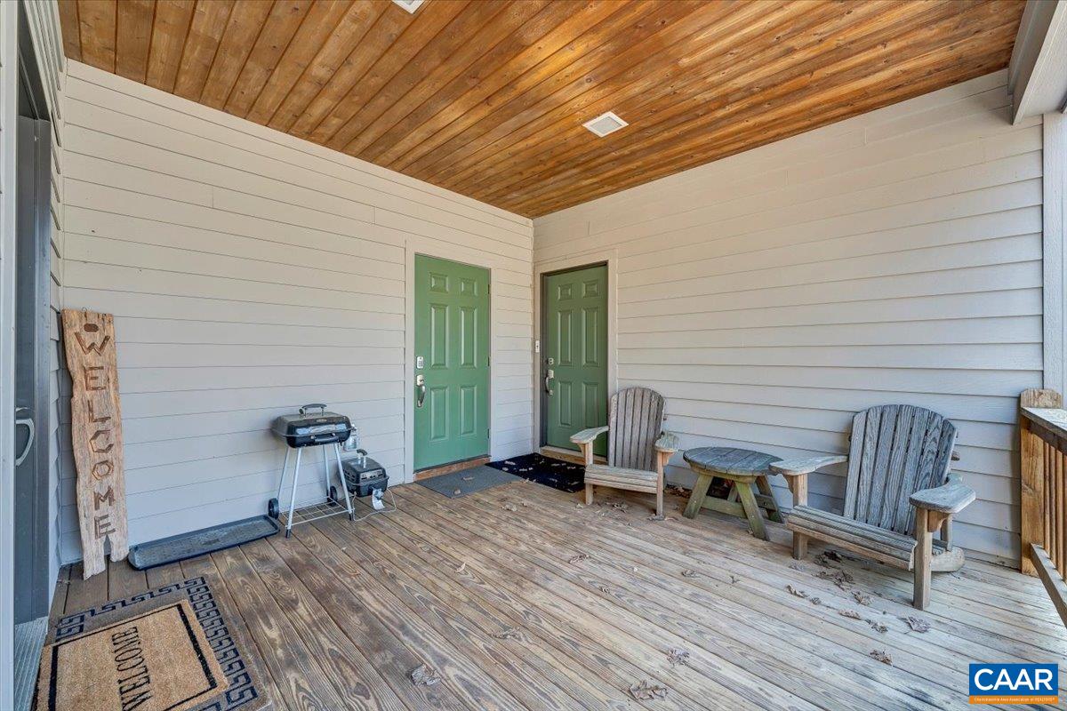 115 HEMLOCK DR, WINTERGREEN RESORT, Virginia 22967, 5 Bedrooms Bedrooms, ,3 BathroomsBathrooms,Residential,115 HEMLOCK DR,676009 MLS # 676009