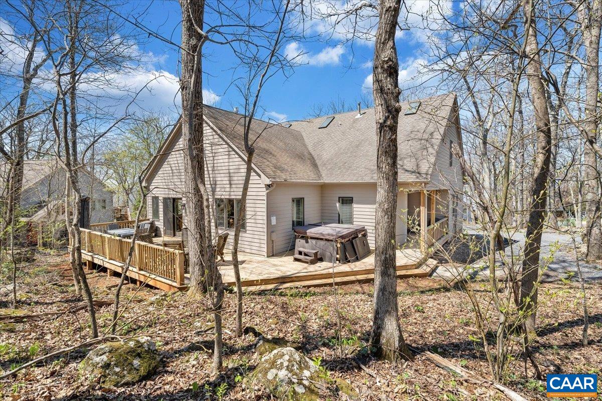 115 HEMLOCK DR, WINTERGREEN RESORT, Virginia 22967, 5 Bedrooms Bedrooms, ,3 BathroomsBathrooms,Residential,115 HEMLOCK DR,676009 MLS # 676009