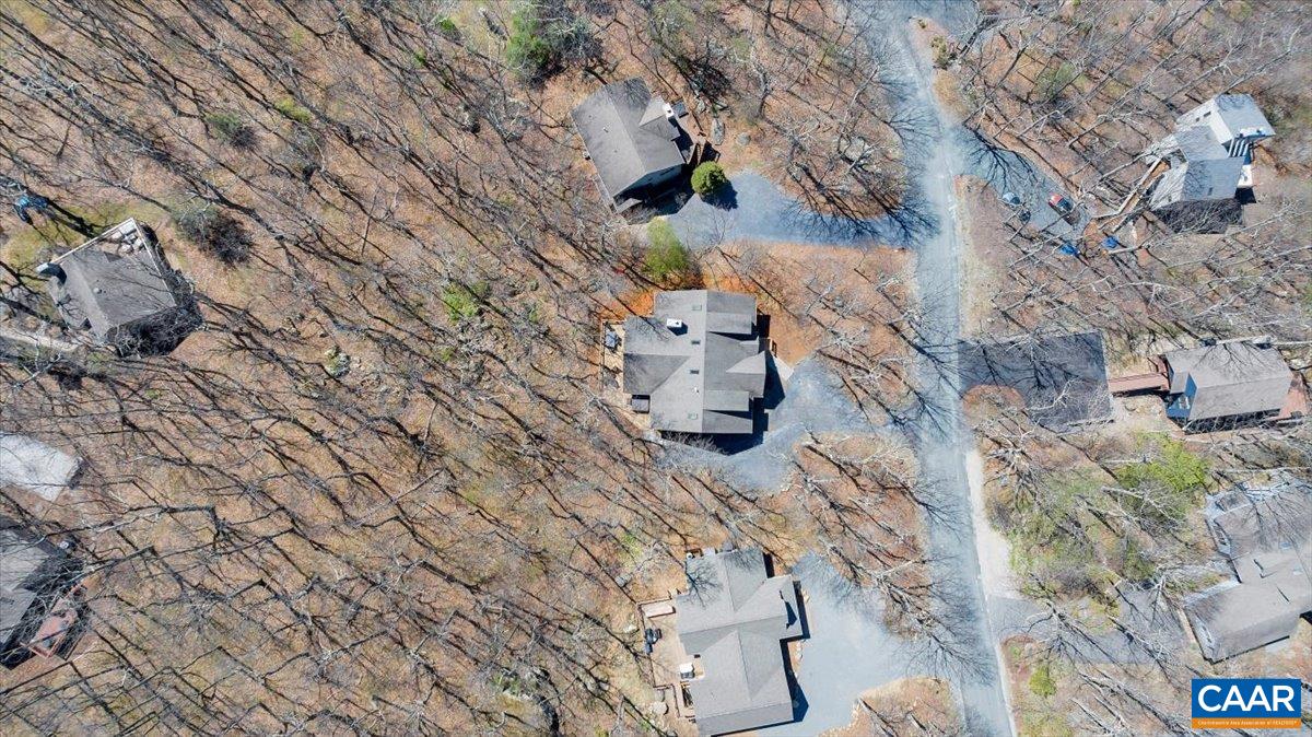 115 HEMLOCK DR, WINTERGREEN RESORT, Virginia 22967, 5 Bedrooms Bedrooms, ,3 BathroomsBathrooms,Residential,115 HEMLOCK DR,676009 MLS # 676009