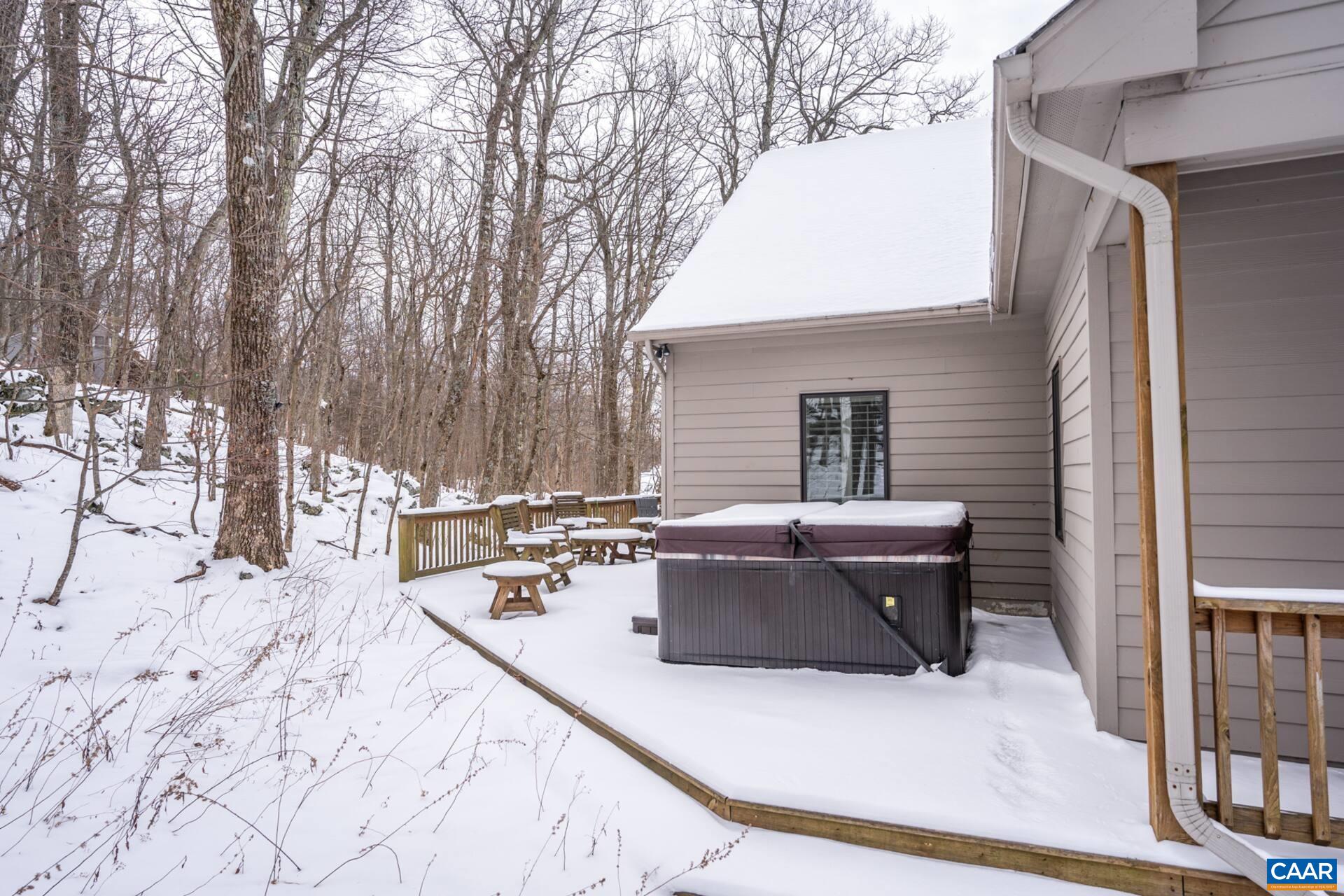 115 HEMLOCK DR, WINTERGREEN RESORT, Virginia 22967, 5 Bedrooms Bedrooms, ,3 BathroomsBathrooms,Residential,115 HEMLOCK DR,676009 MLS # 676009