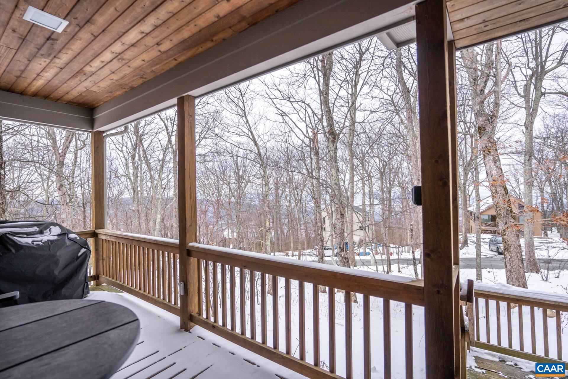 115 HEMLOCK DR, WINTERGREEN RESORT, Virginia 22967, 5 Bedrooms Bedrooms, ,3 BathroomsBathrooms,Residential,115 HEMLOCK DR,676009 MLS # 676009