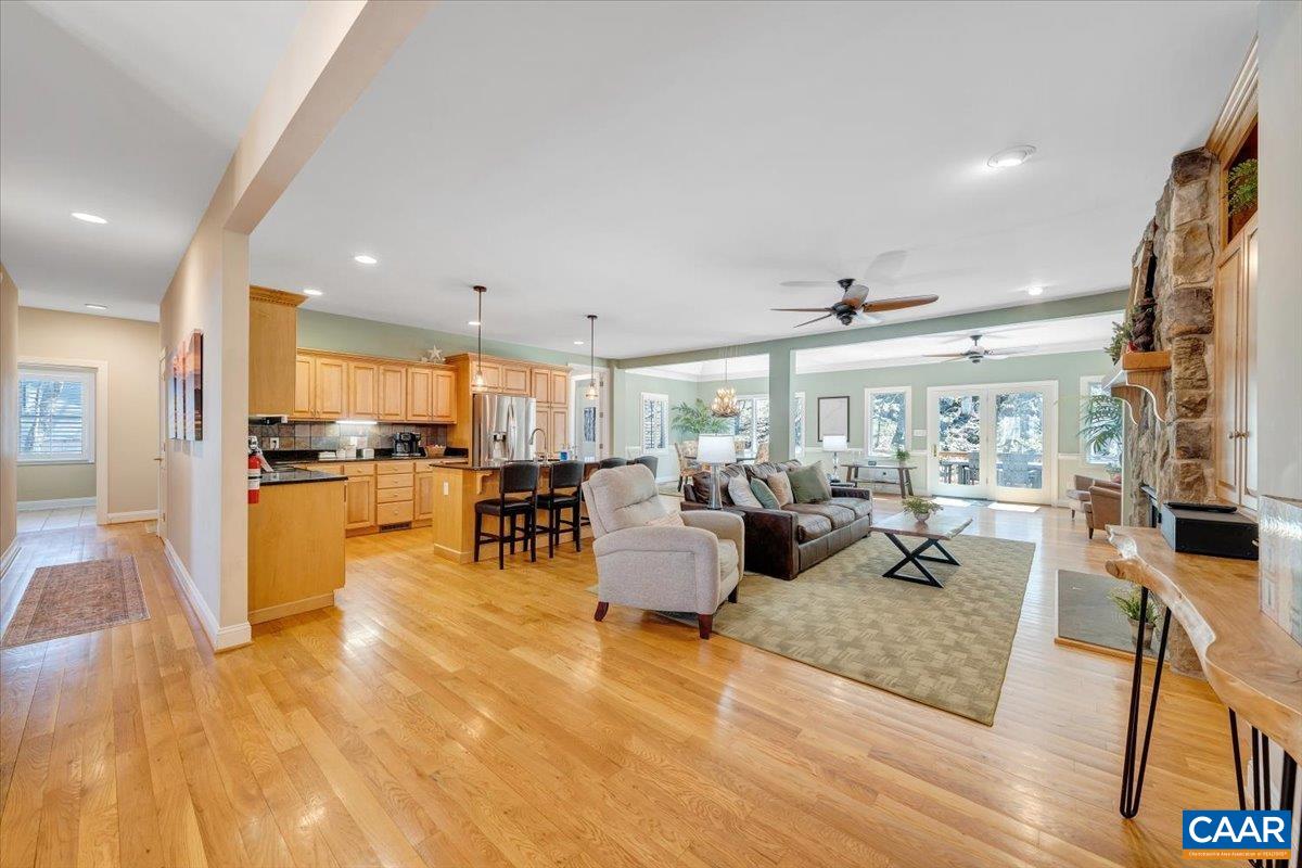 115 HEMLOCK DR, WINTERGREEN RESORT, Virginia 22967, 5 Bedrooms Bedrooms, ,3 BathroomsBathrooms,Residential,115 HEMLOCK DR,676009 MLS # 676009