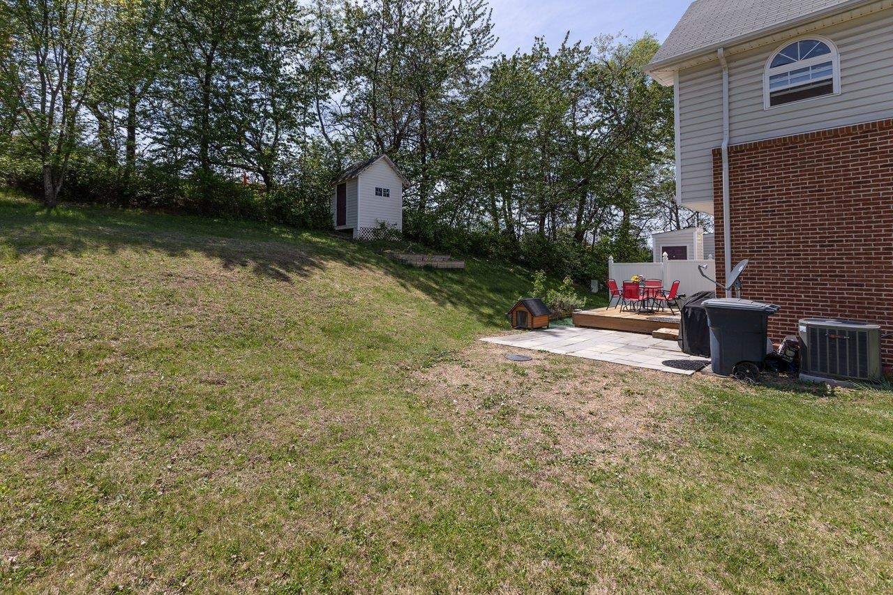 1201 WORDSWORTH CT, HARRISONBURG, Virginia 22802, 3 Bedrooms Bedrooms, ,2 BathroomsBathrooms,Residential,1201 WORDSWORTH CT,676014 MLS # 676014