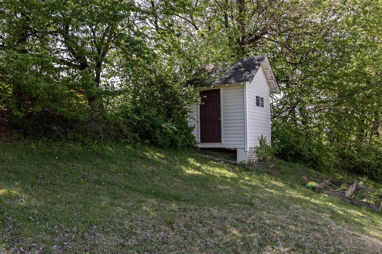 1201 WORDSWORTH CT, HARRISONBURG, Virginia 22802, 3 Bedrooms Bedrooms, ,2 BathroomsBathrooms,Residential,1201 WORDSWORTH CT,676014 MLS # 676014